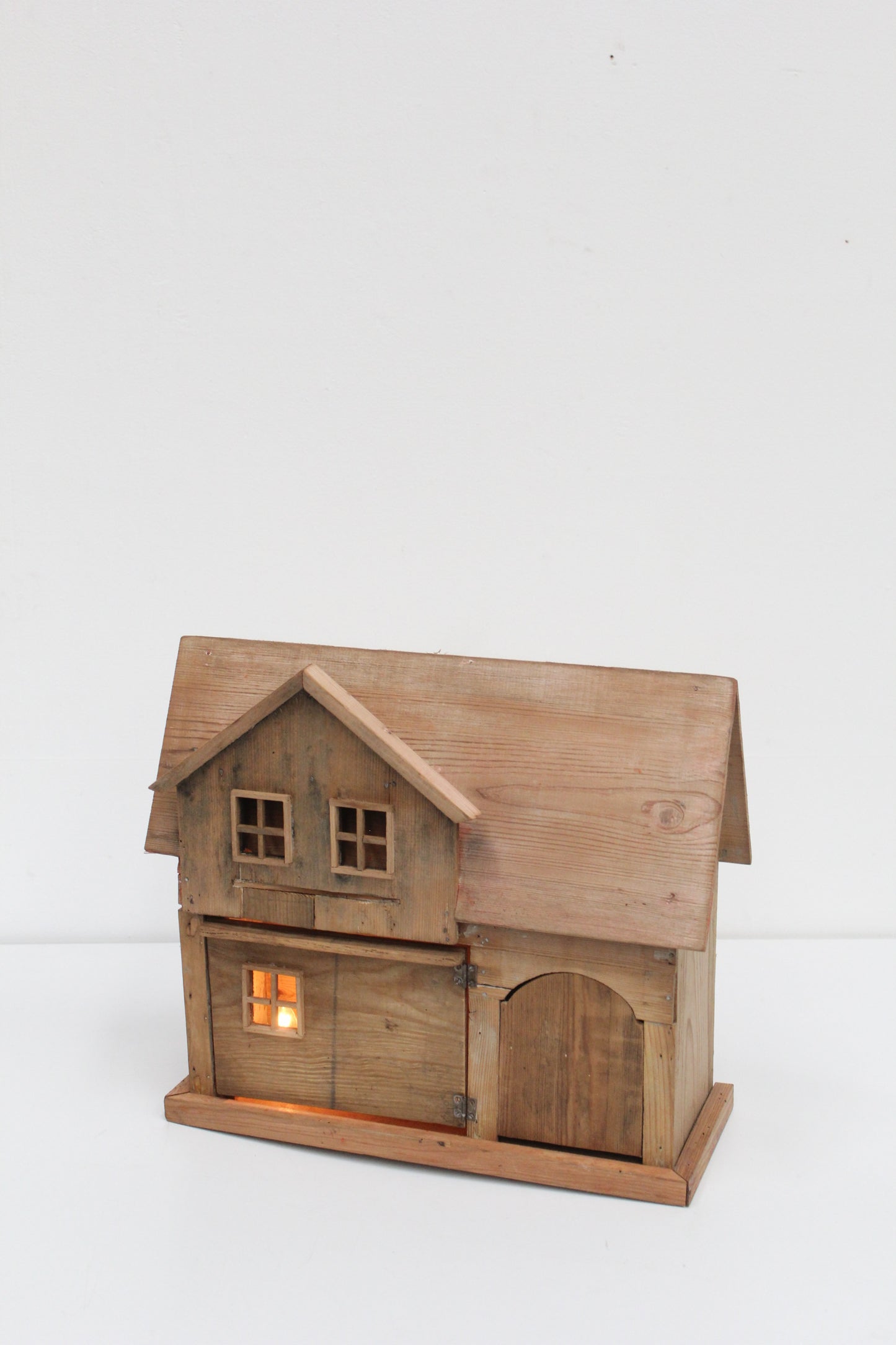 #1505 house lamp