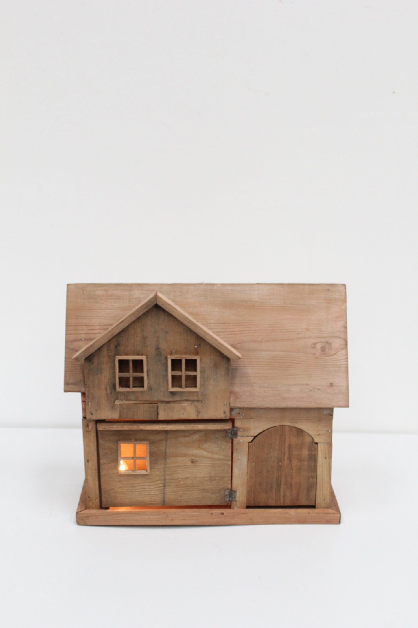 #1505 house lamp