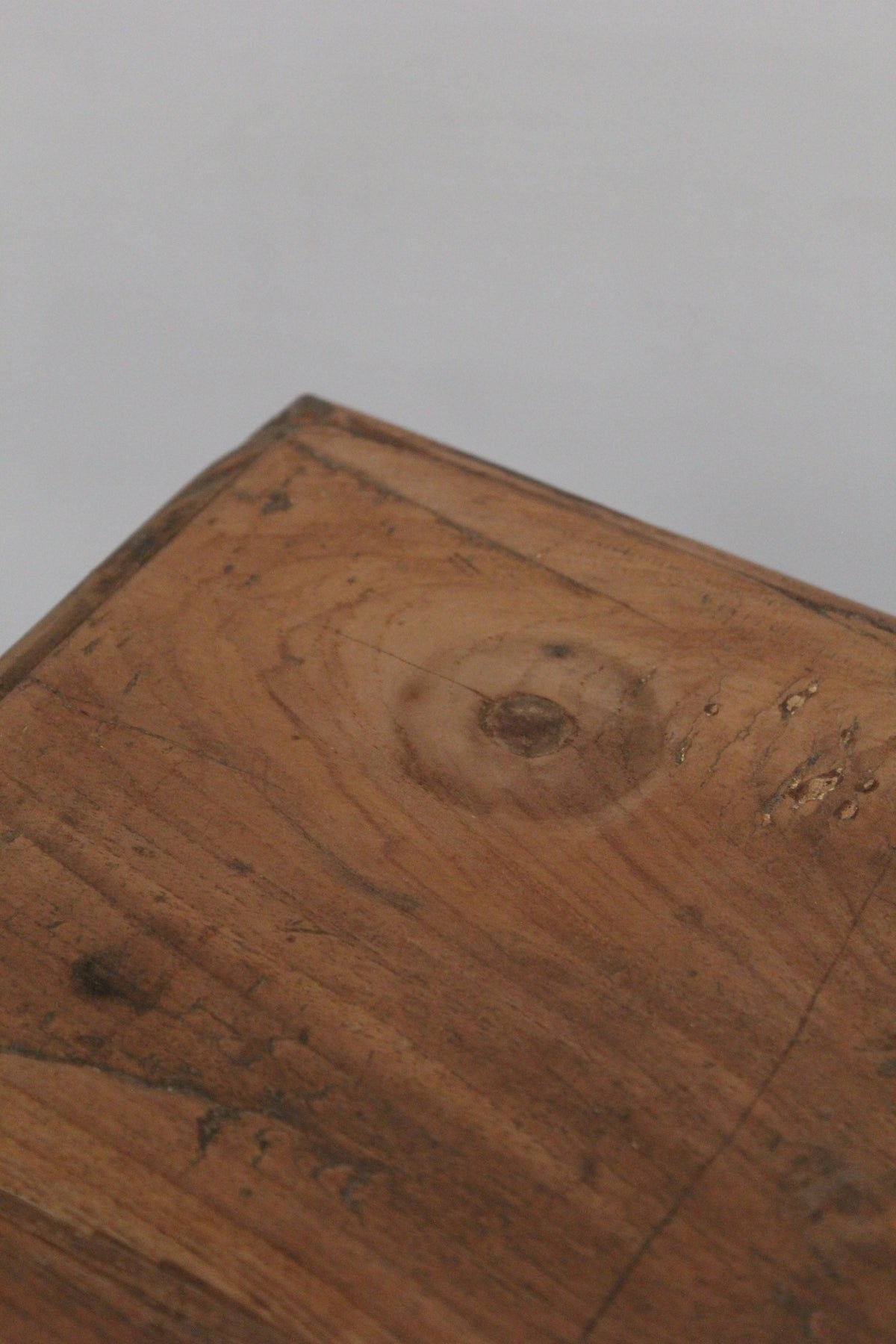 #1273 table