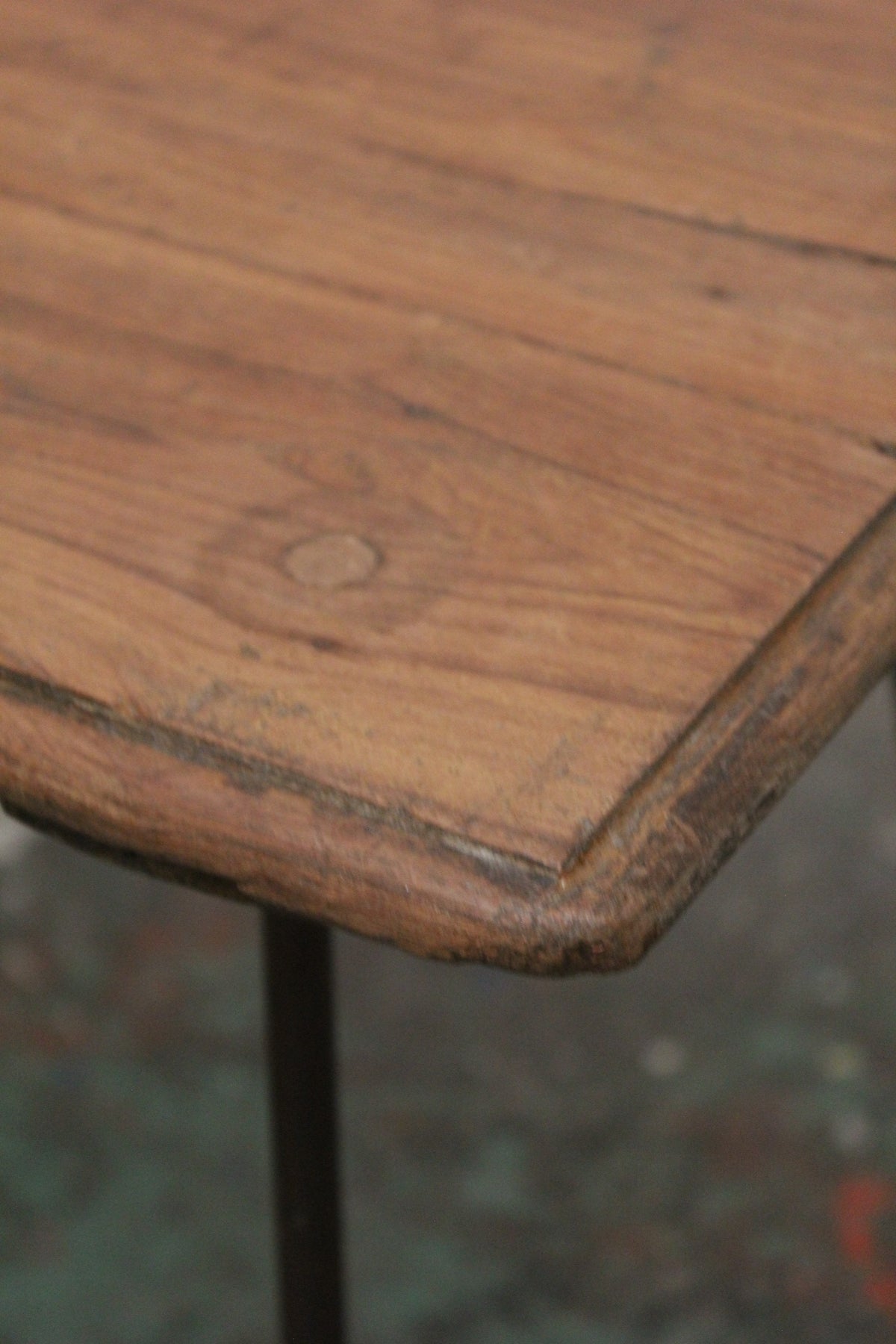 #1273 table