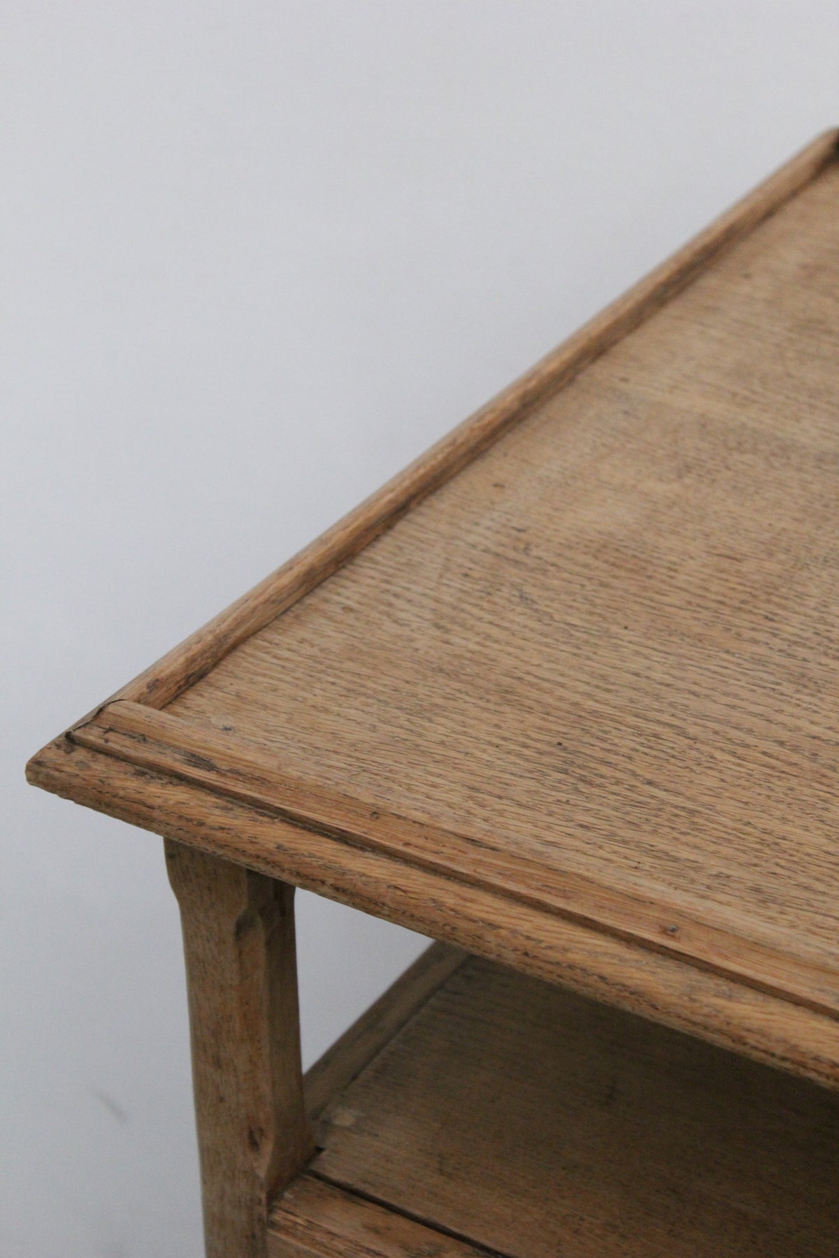 #1052 cabinet