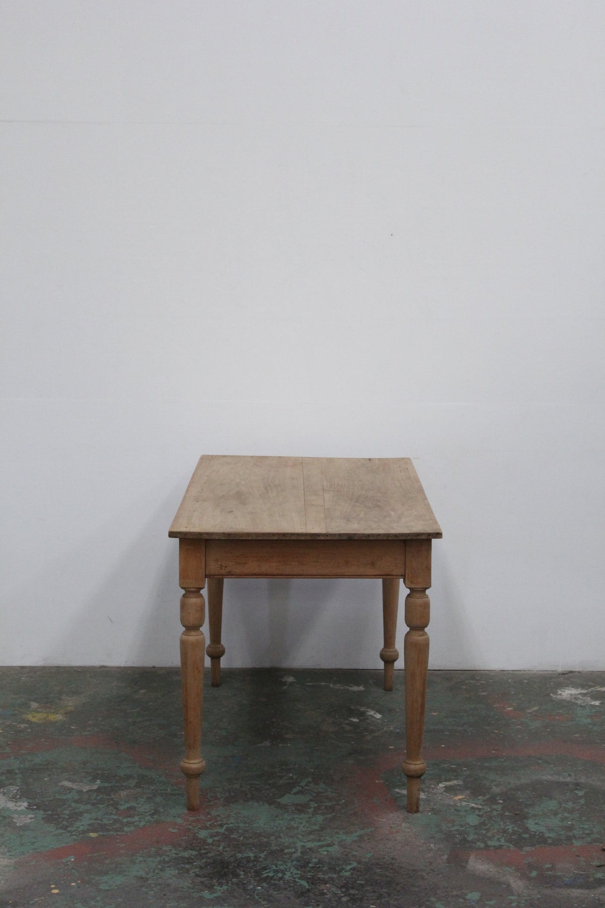 #1065 table