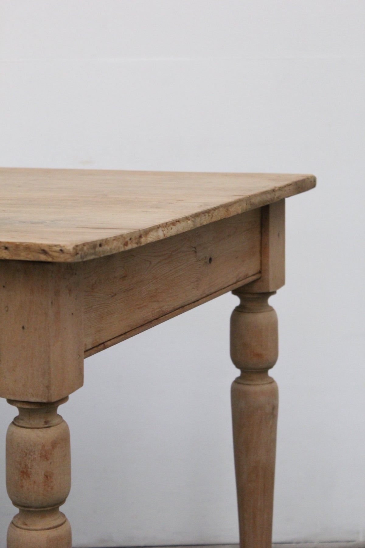 #1065 table