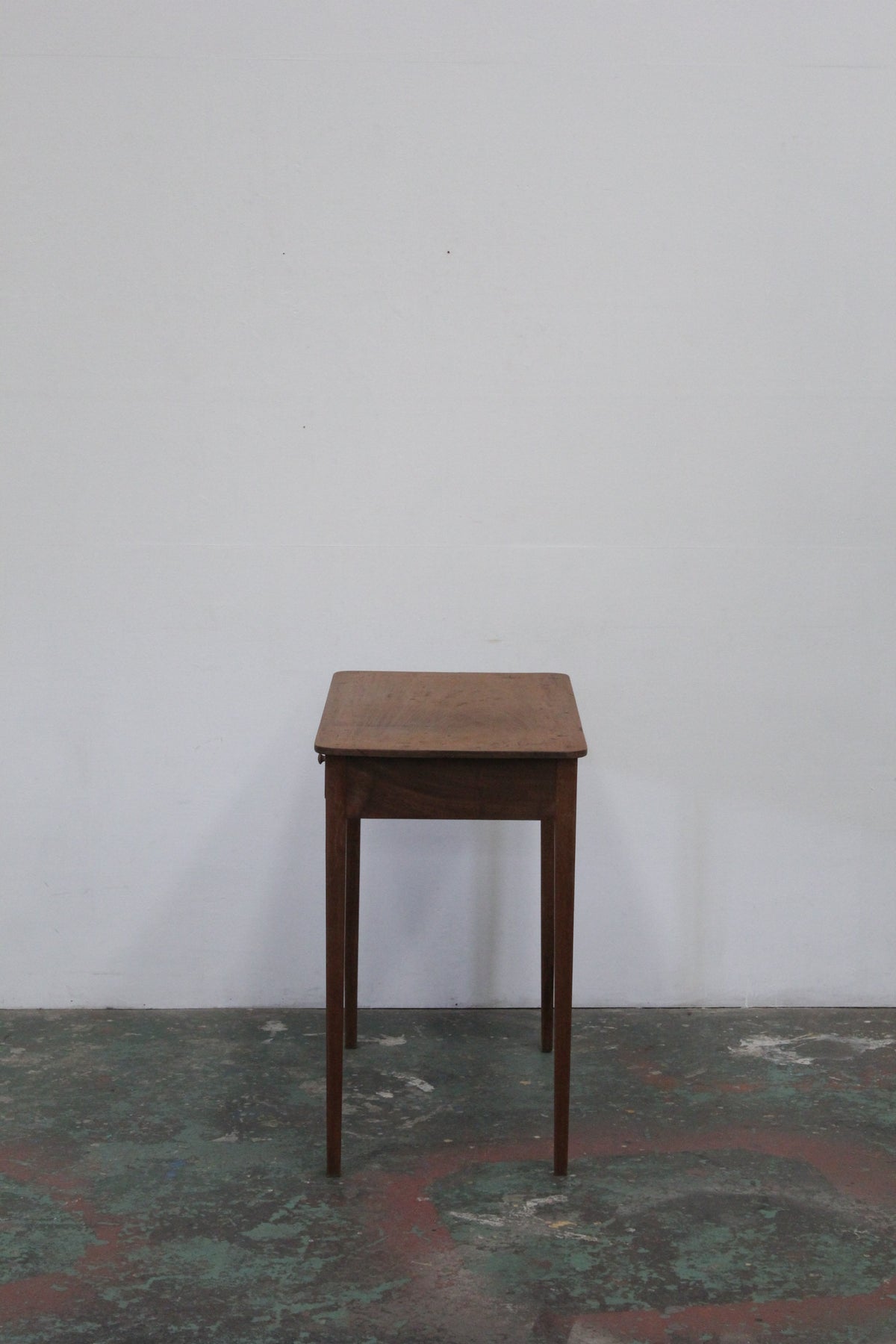 #0880 writing table