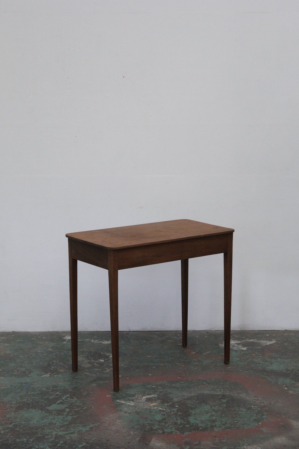 #0880 writing table