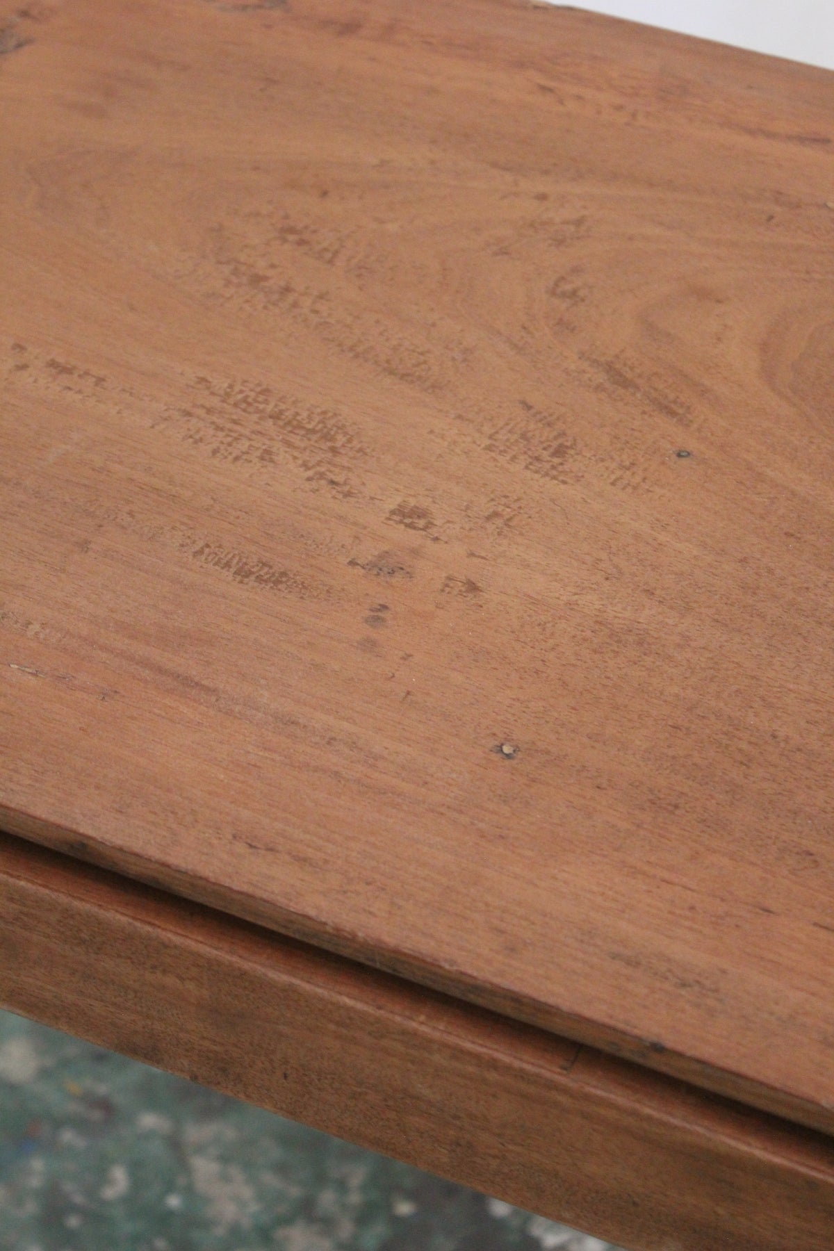 #0880 writing table