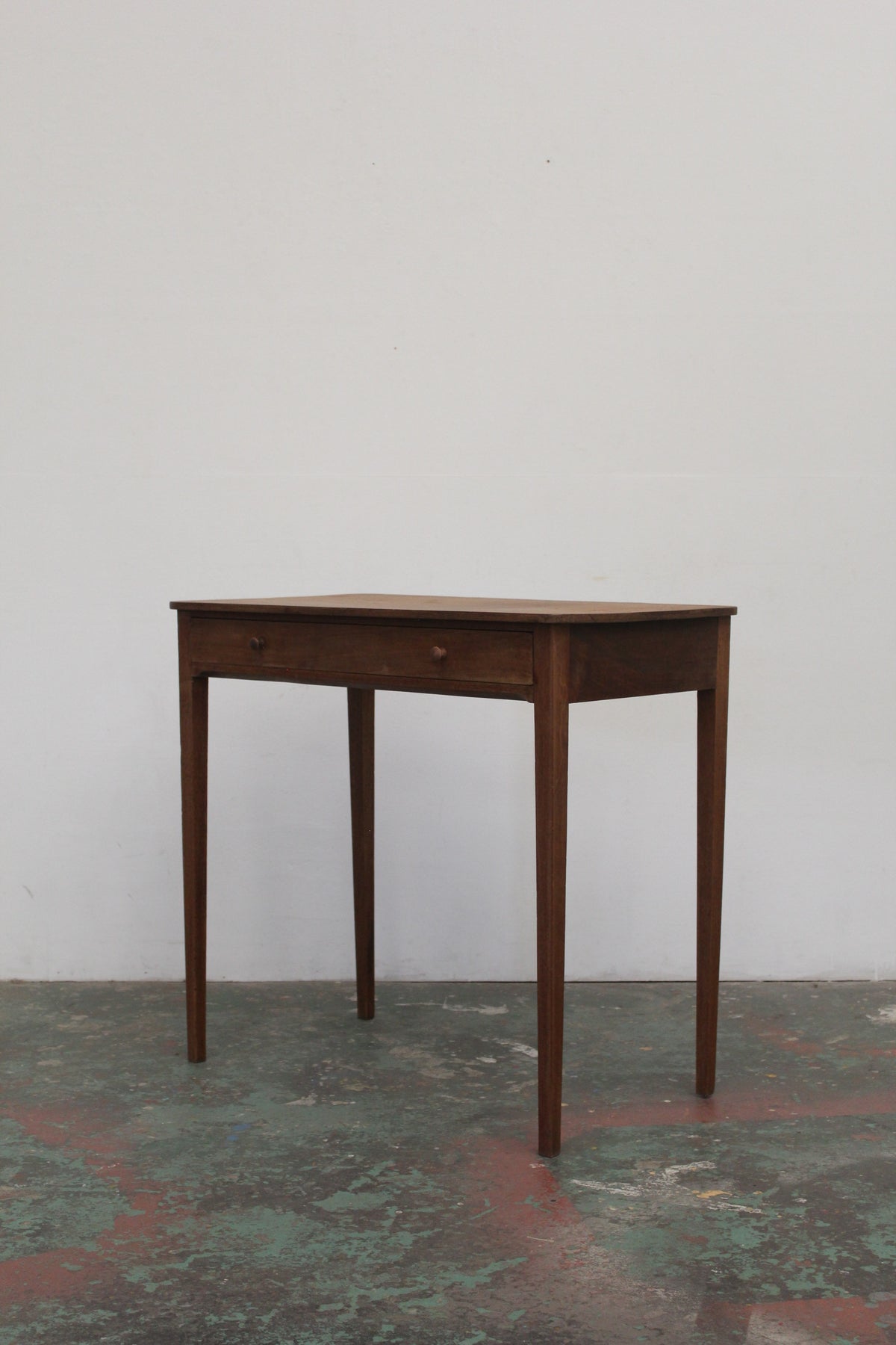 #0880 writing table