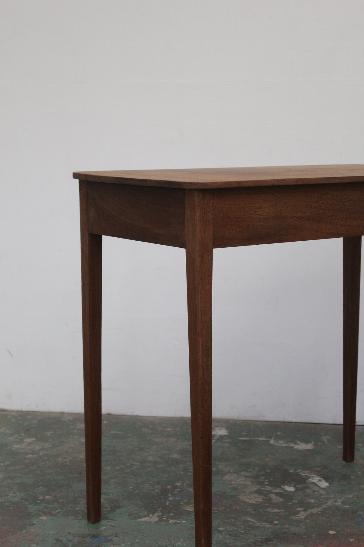 #0880 writing table