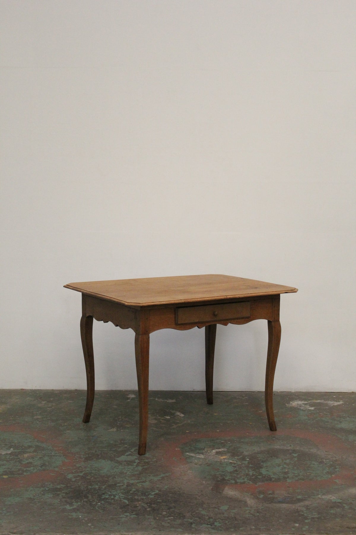 #1607 table