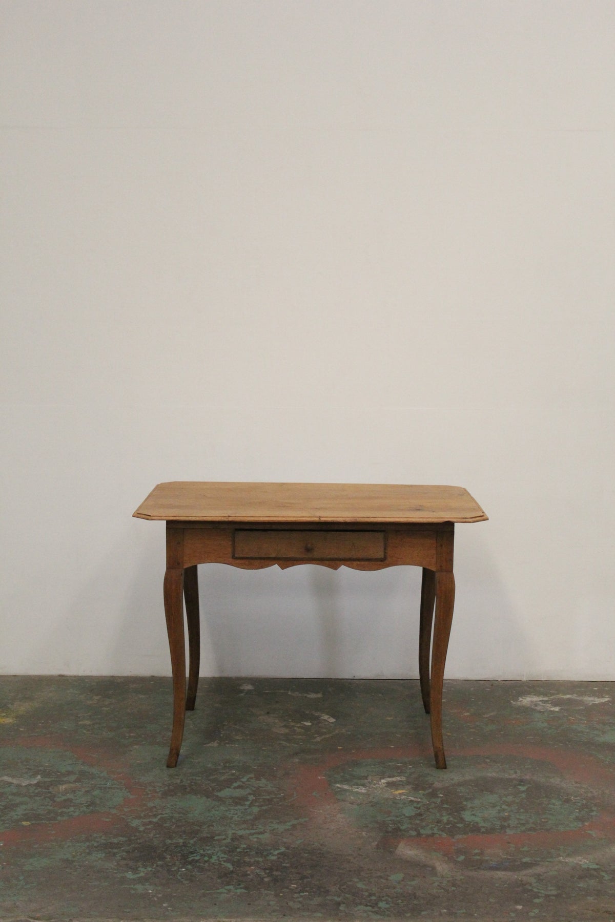 #1607 table