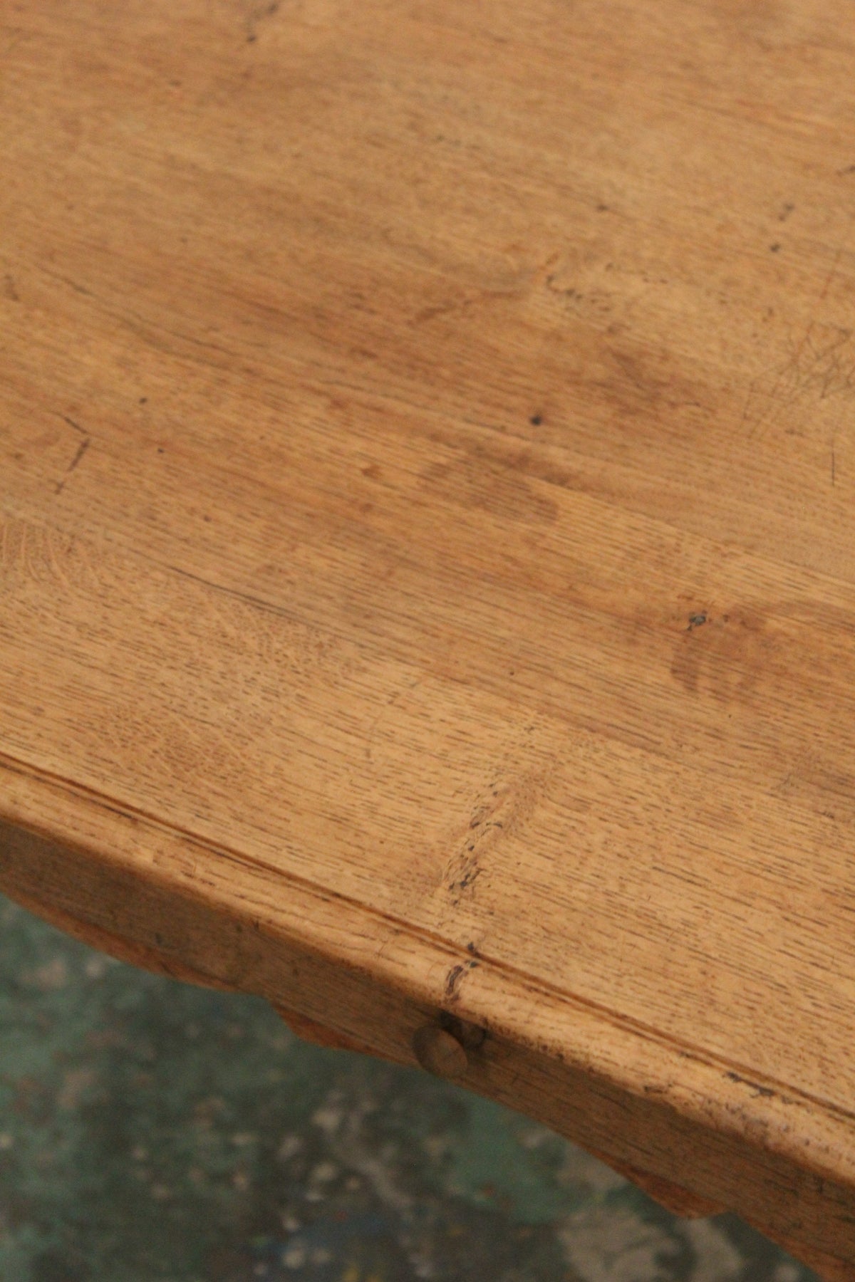 #1607 table