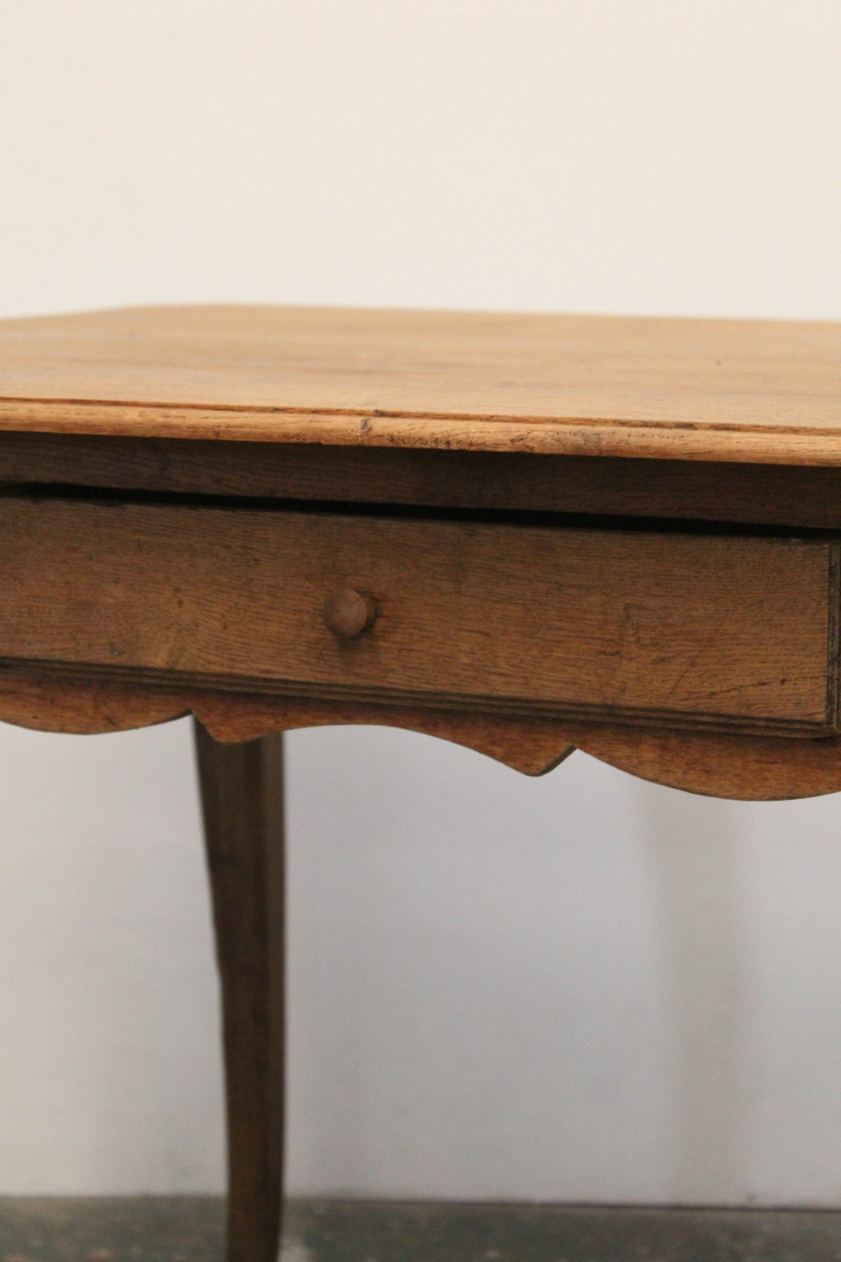 #1607 table