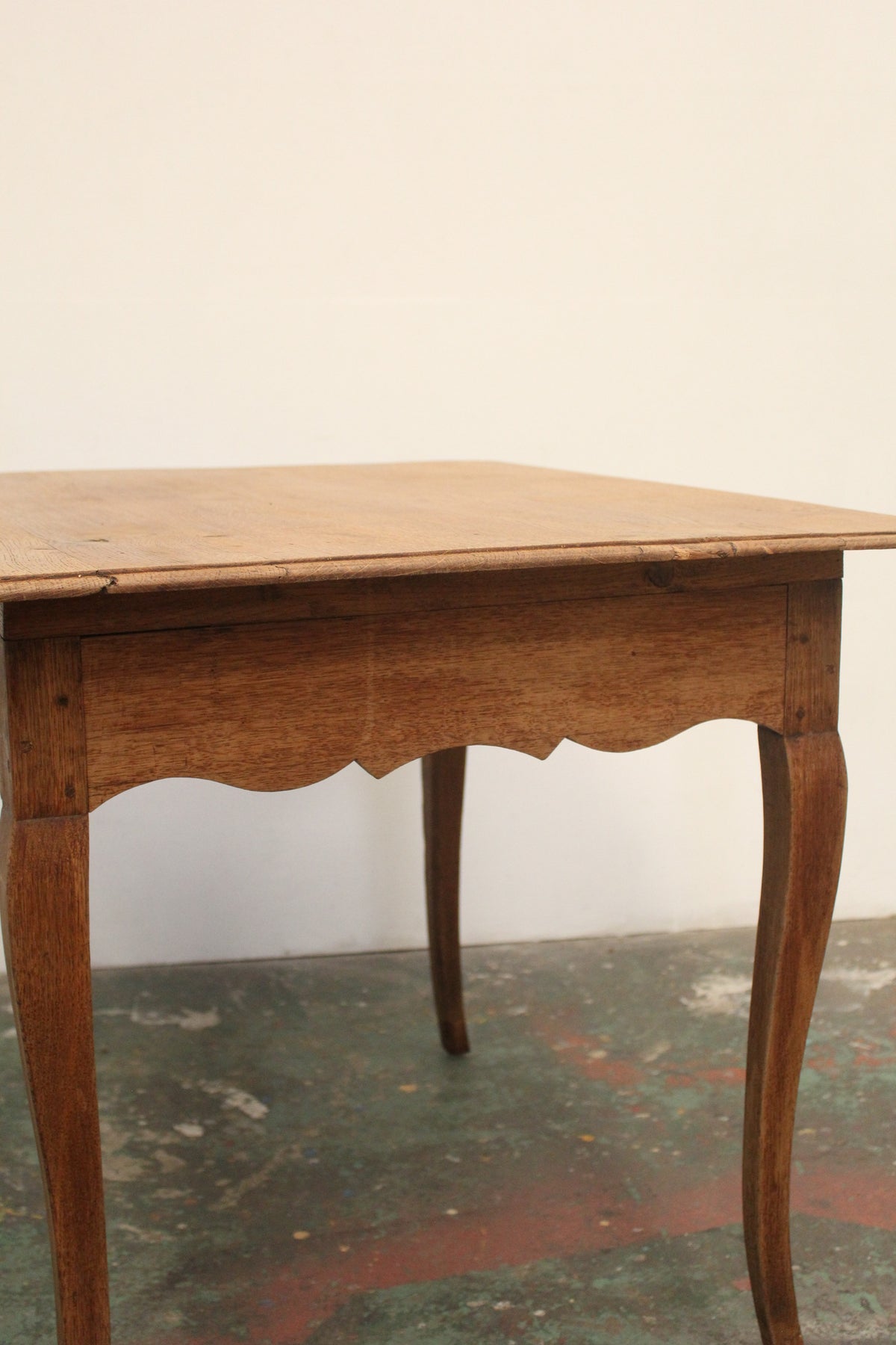 #1607 table