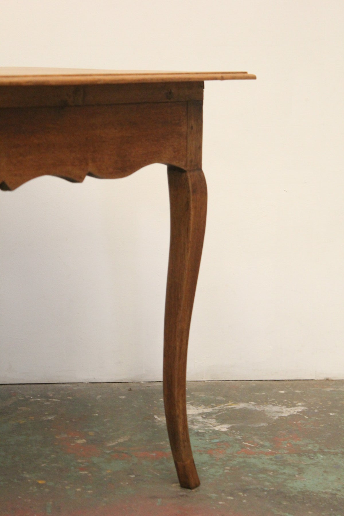 #1607 table