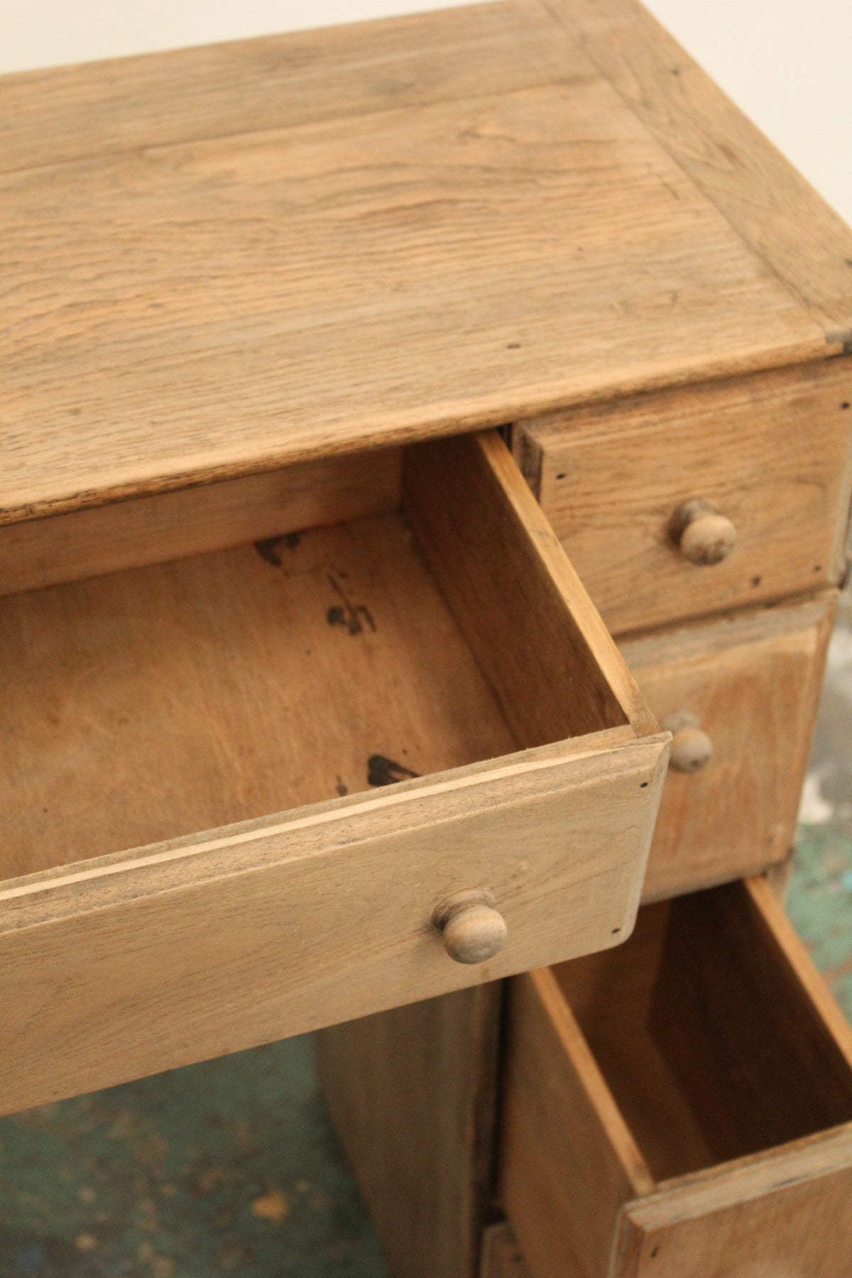 #1608 desk