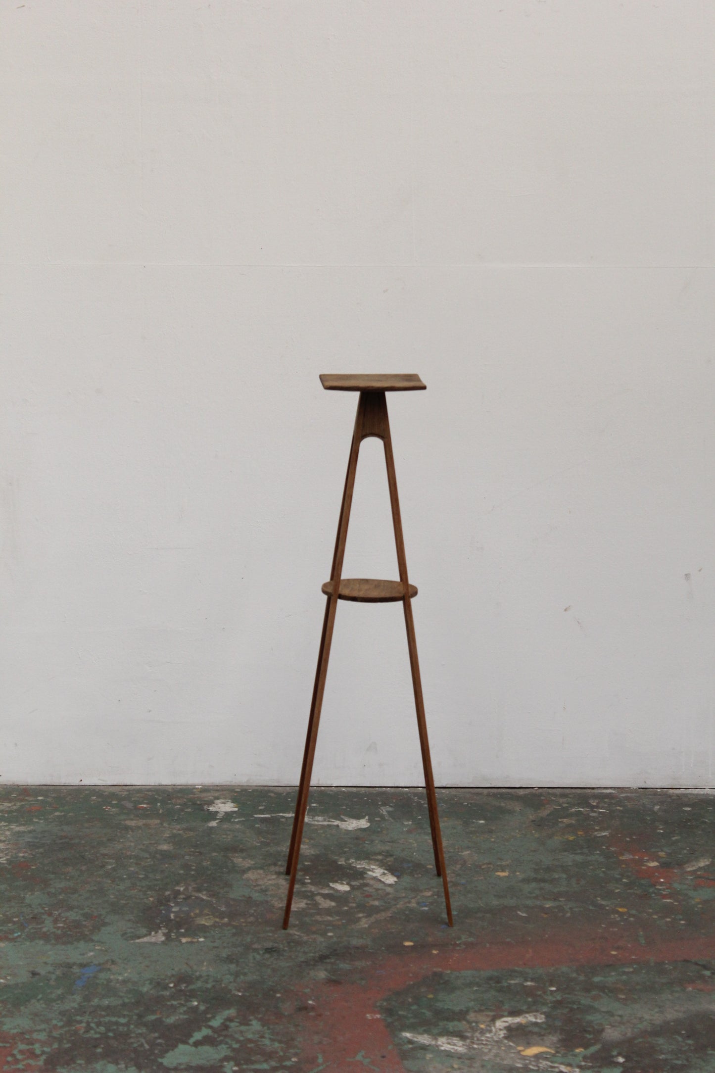 #1184 side table