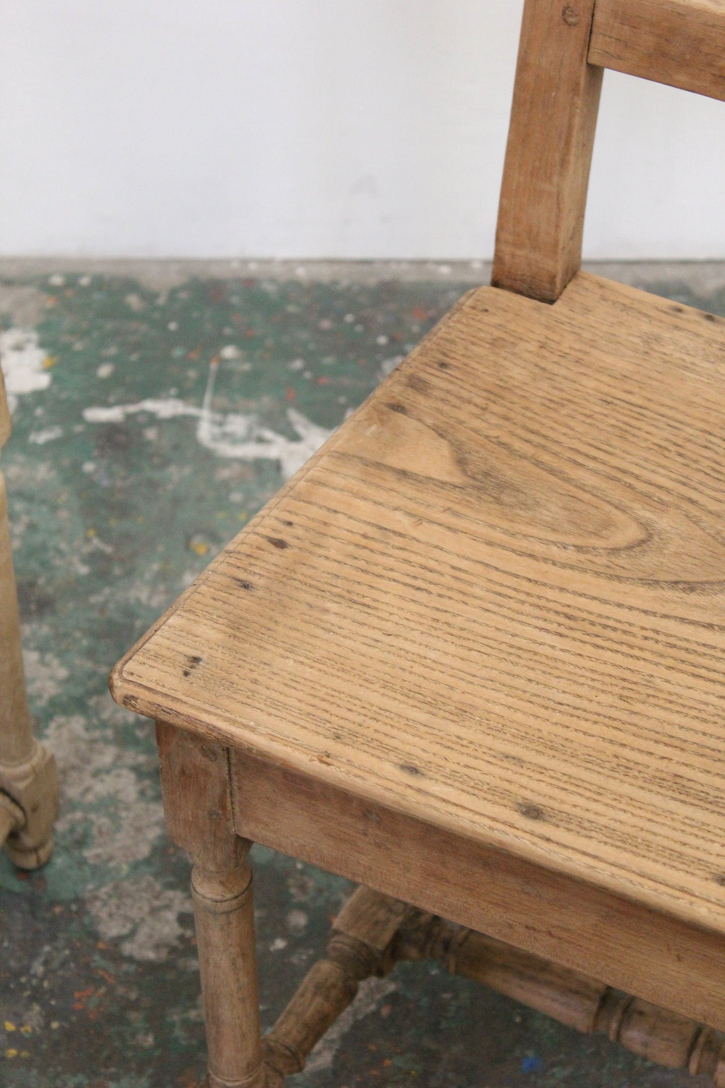 #1056 chair