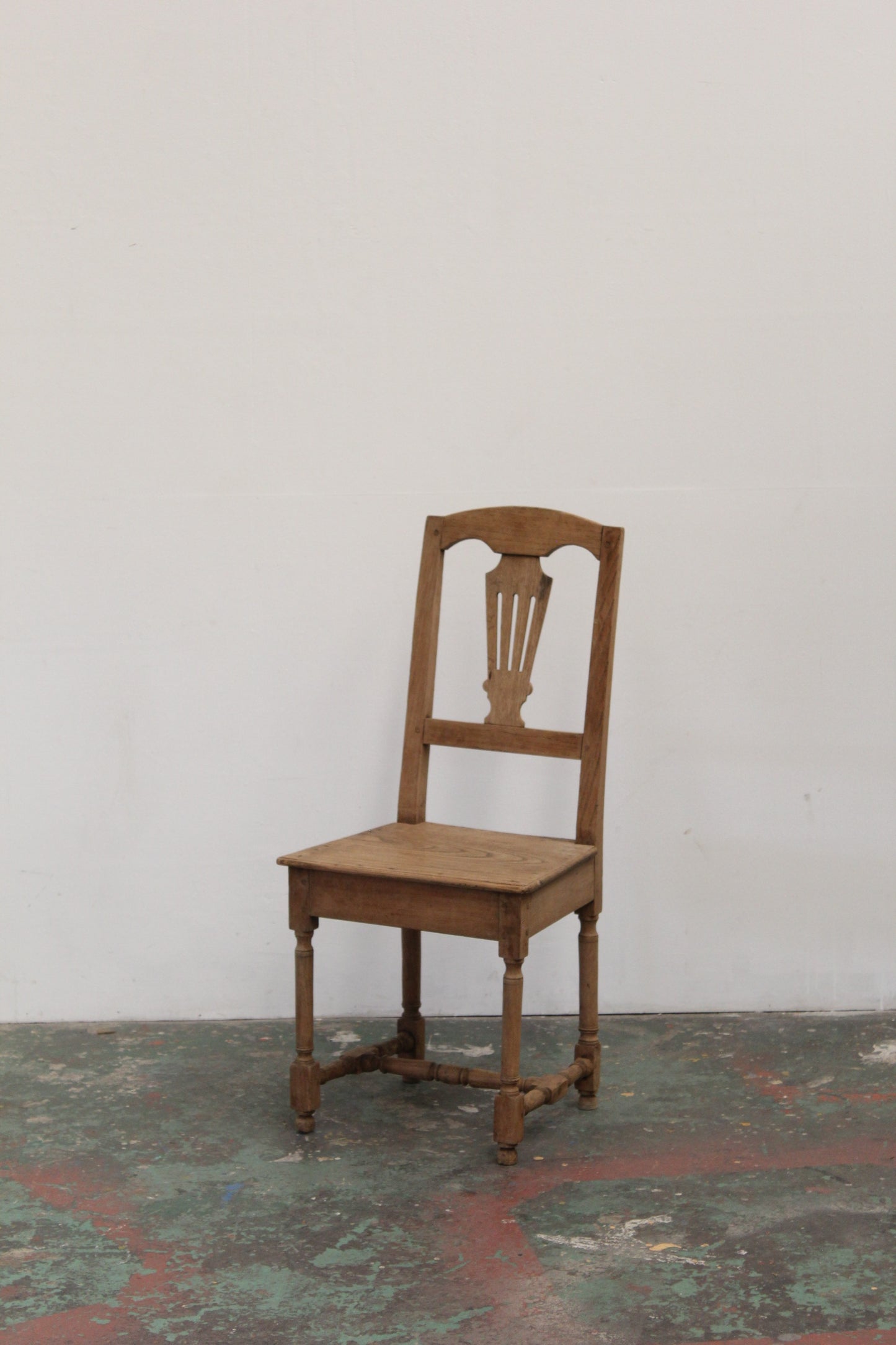 #1056 chair