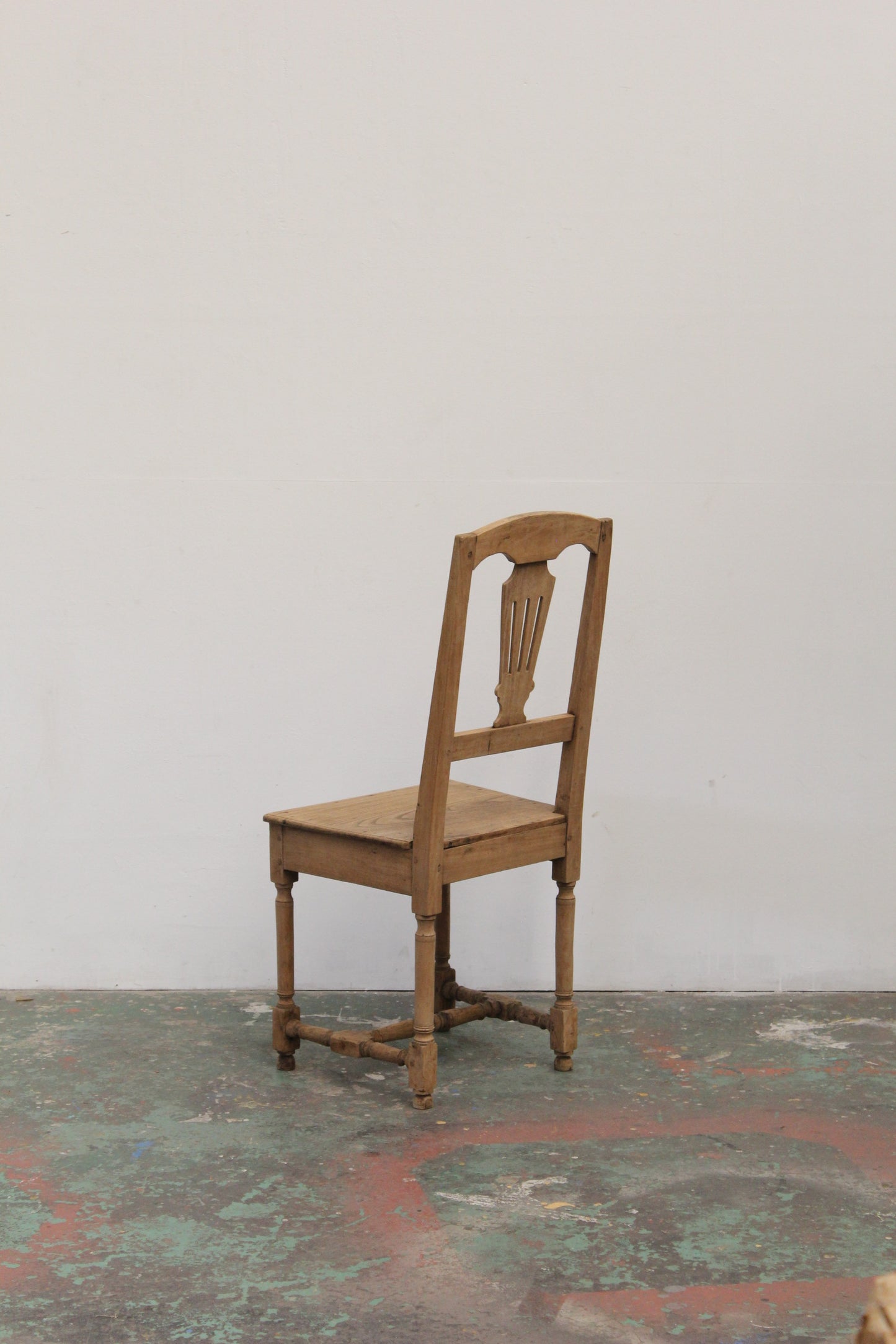 #1056 chair
