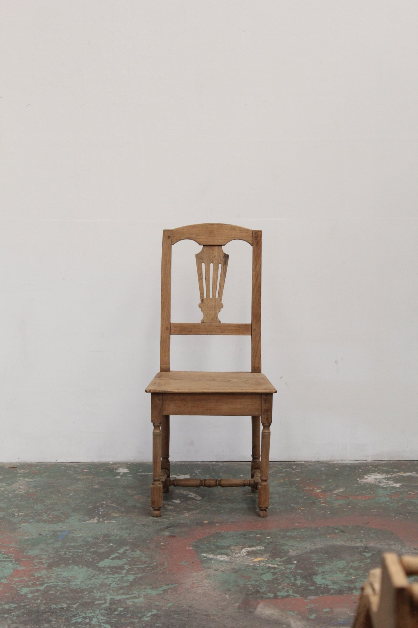 #1056 chair