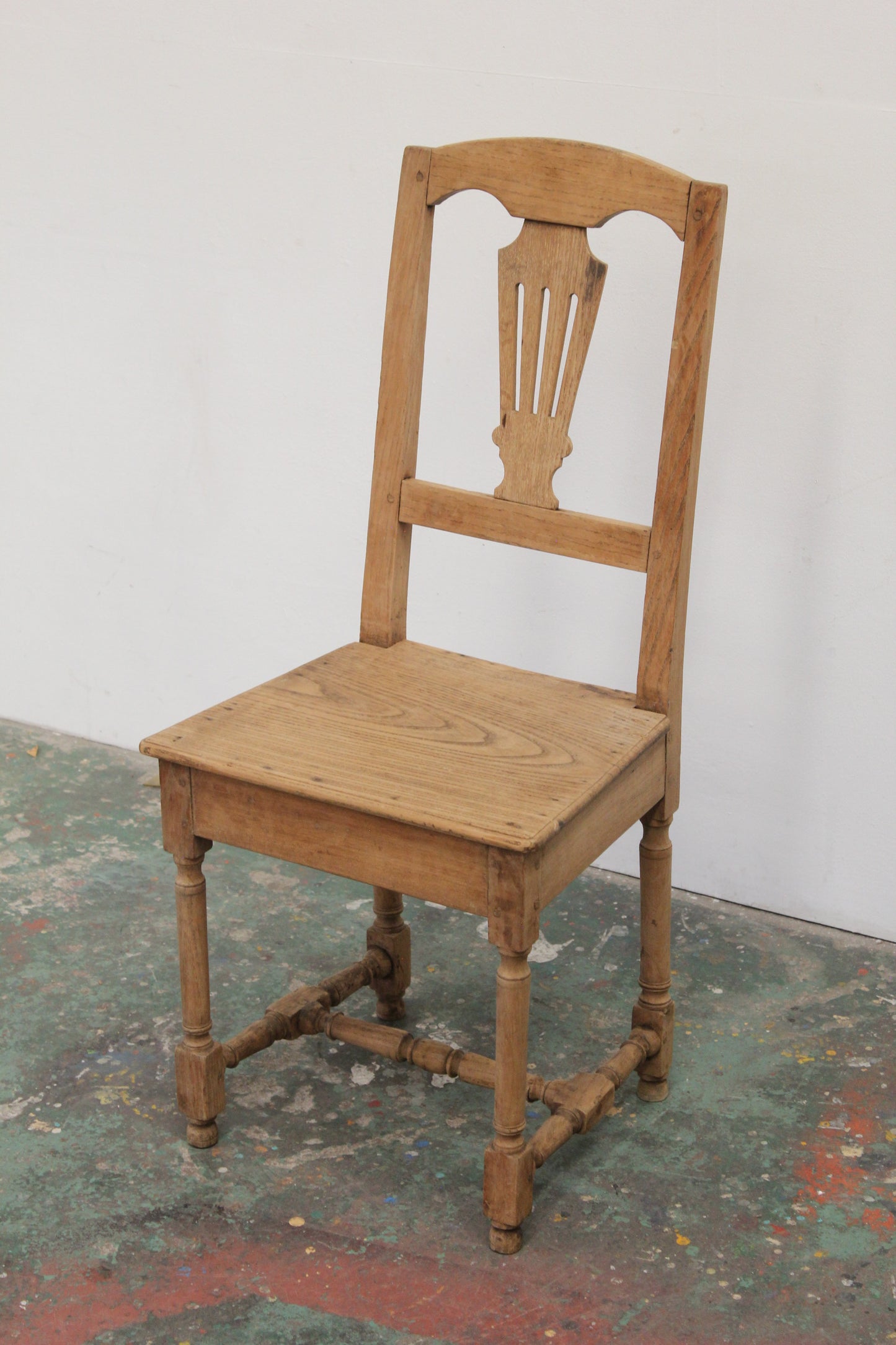 #1056 chair