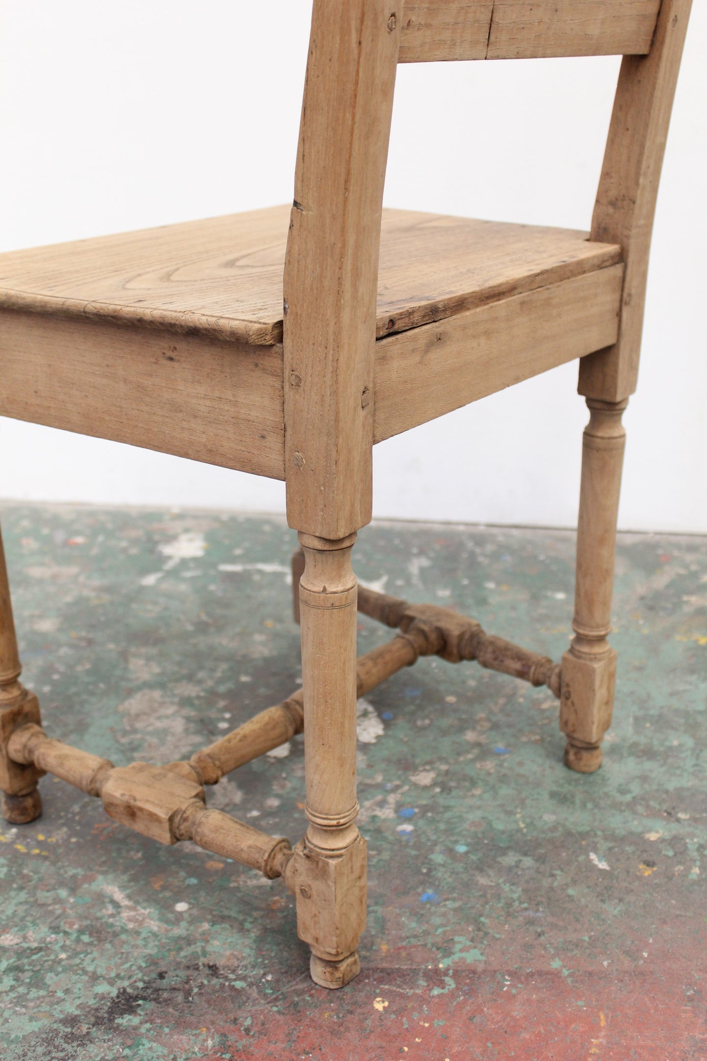 #1056 chair