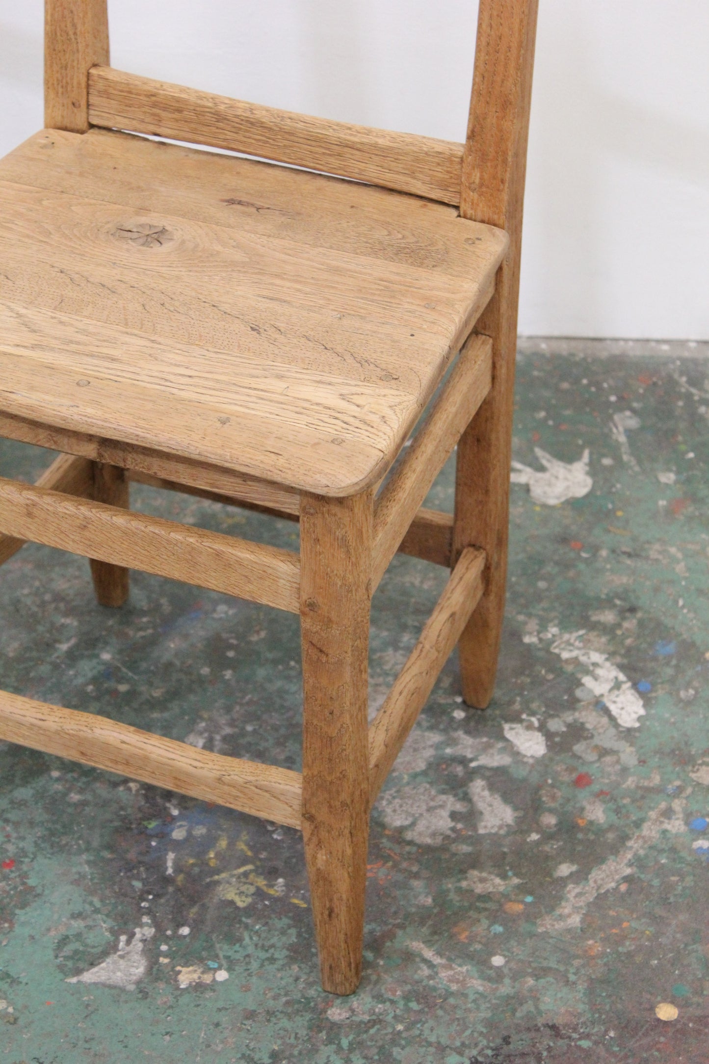 #1051 chair