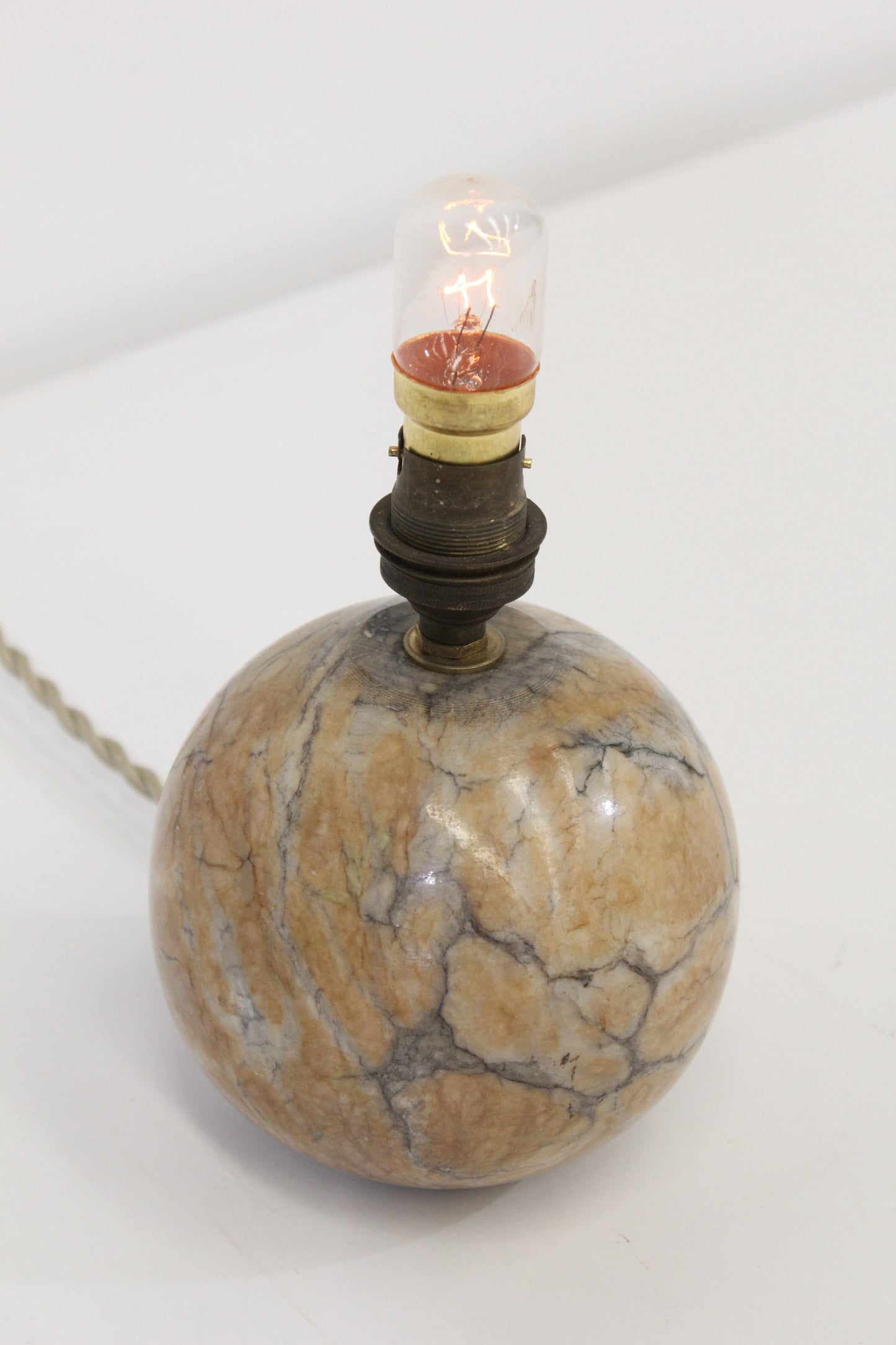 #1066 lamp