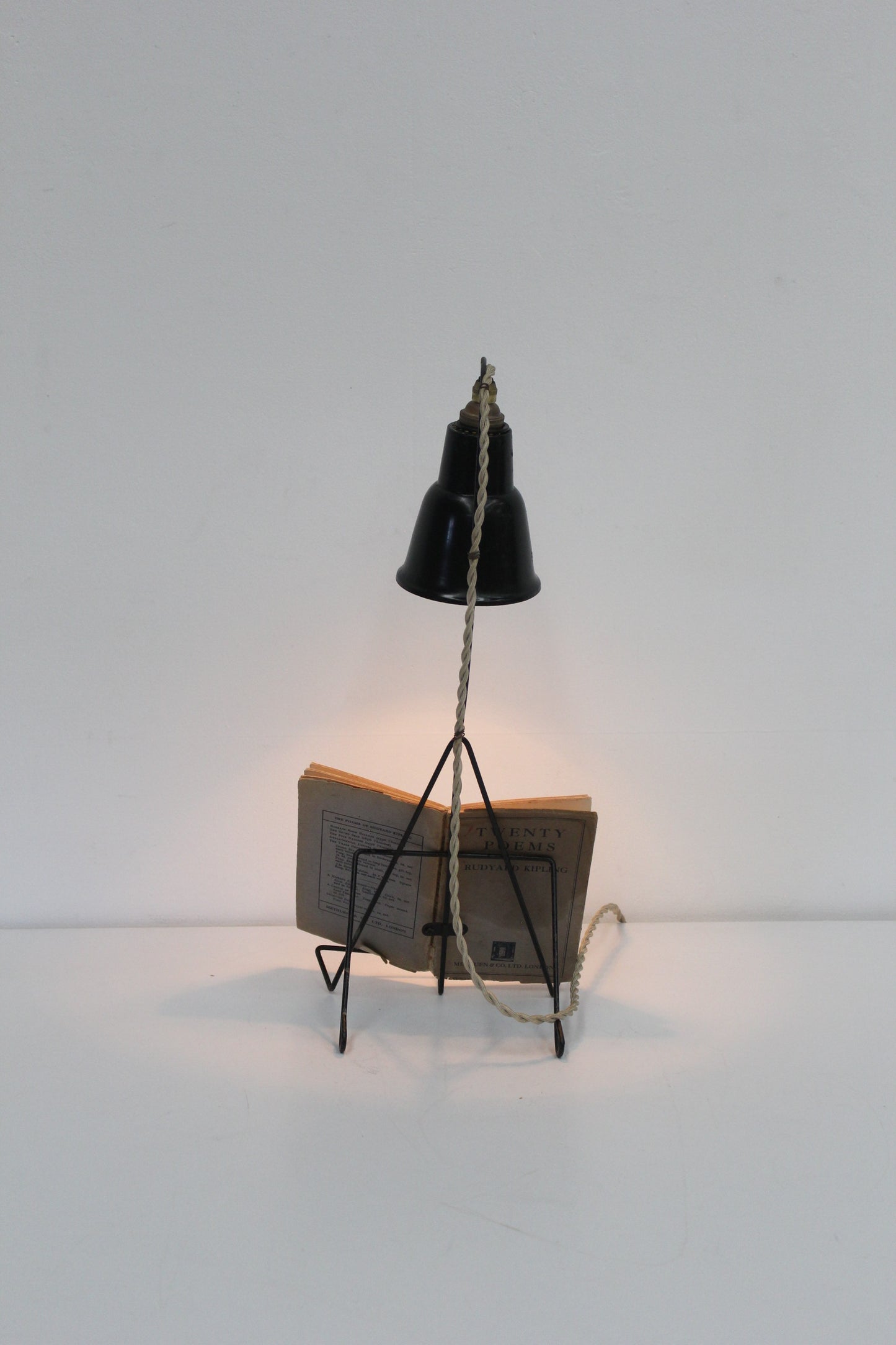 #1015 lamp
