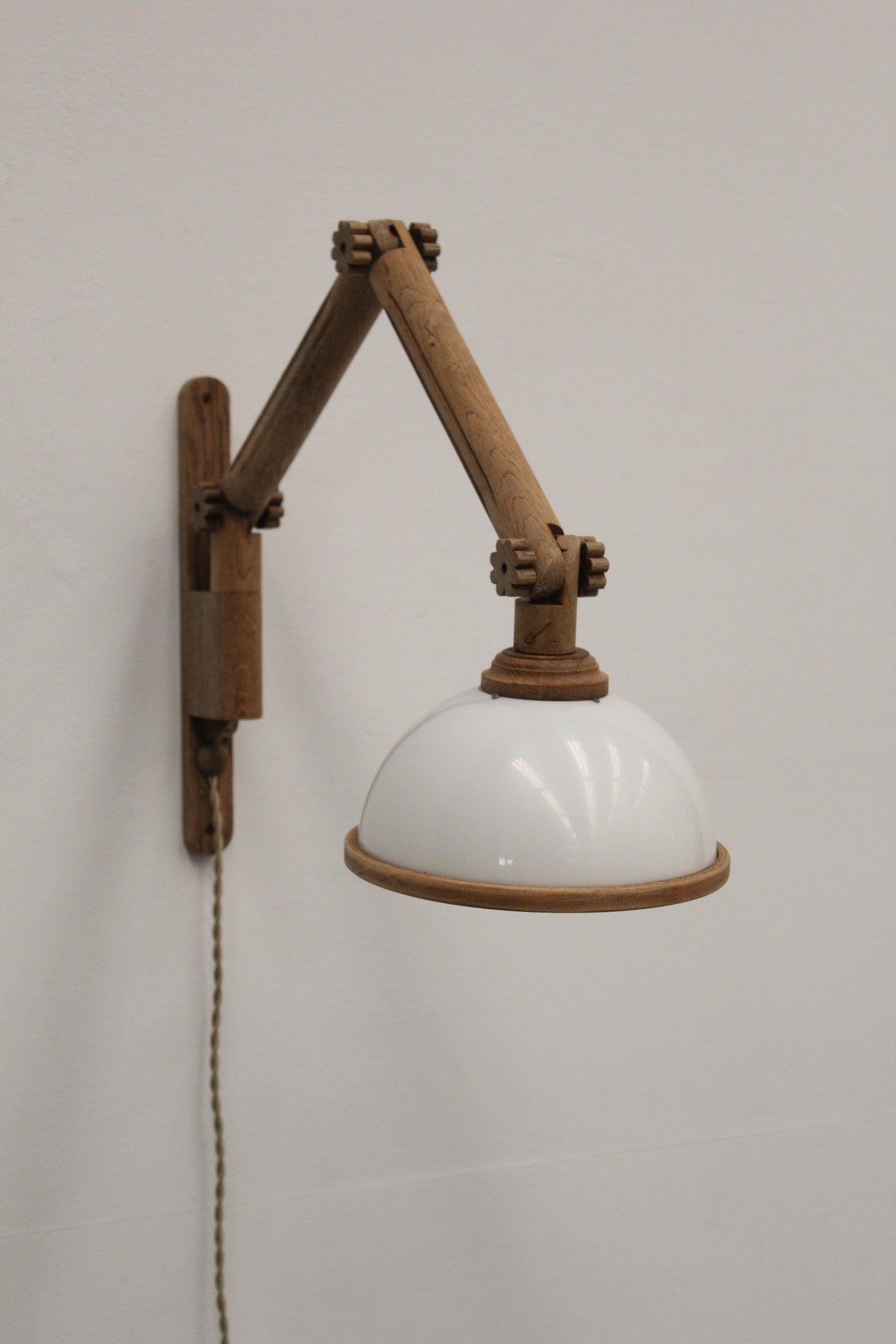 #1088 wall lamp