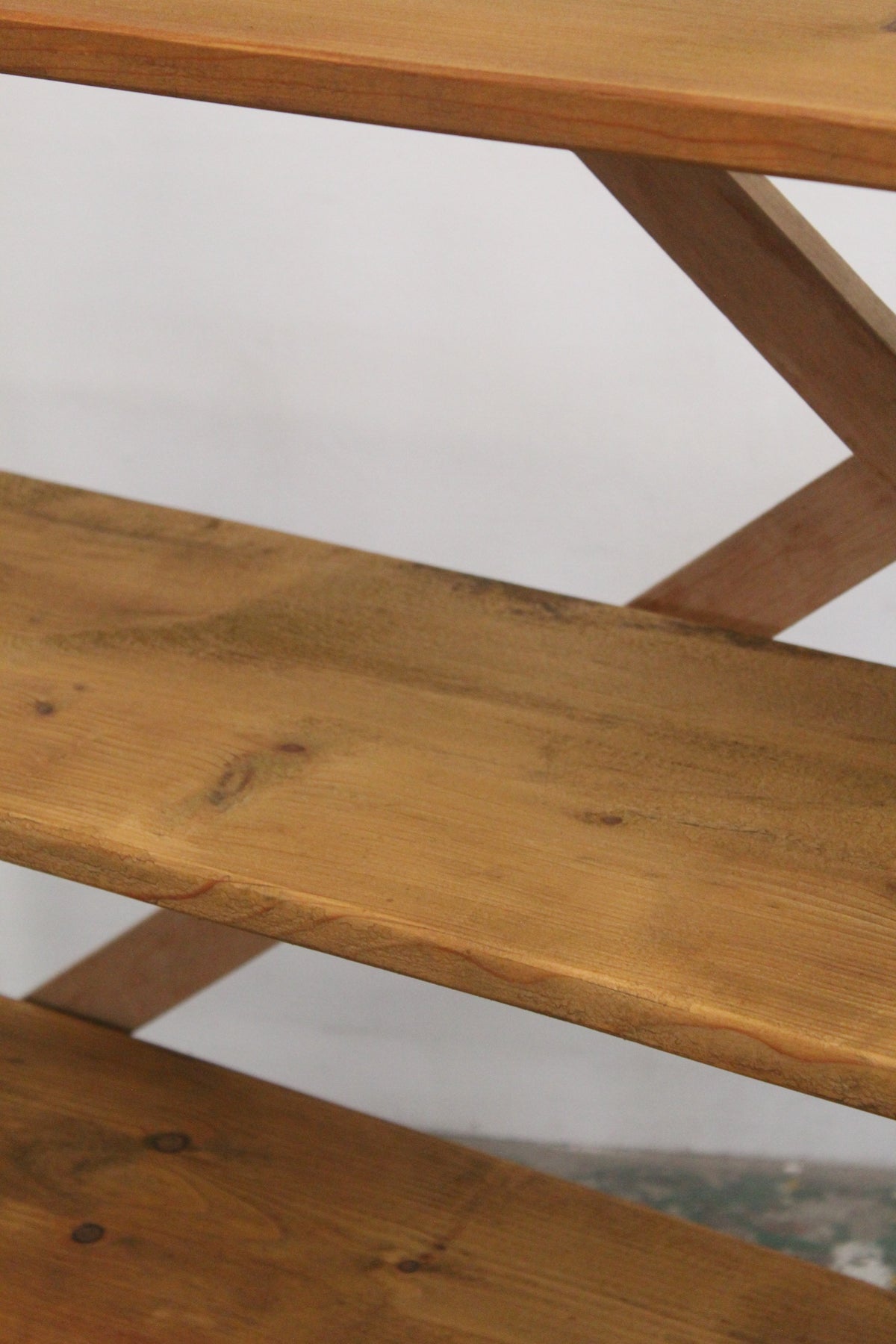 #1314 wooden rack