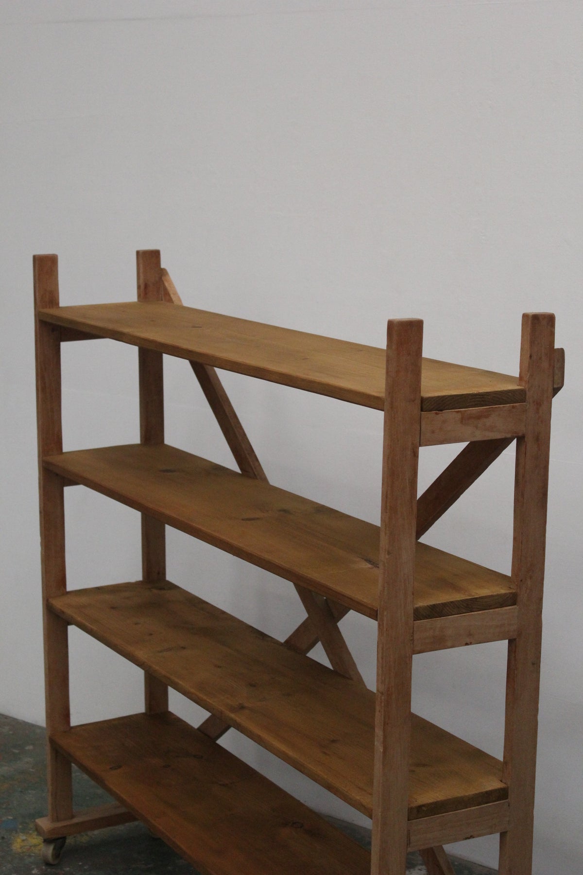#1314 wooden rack