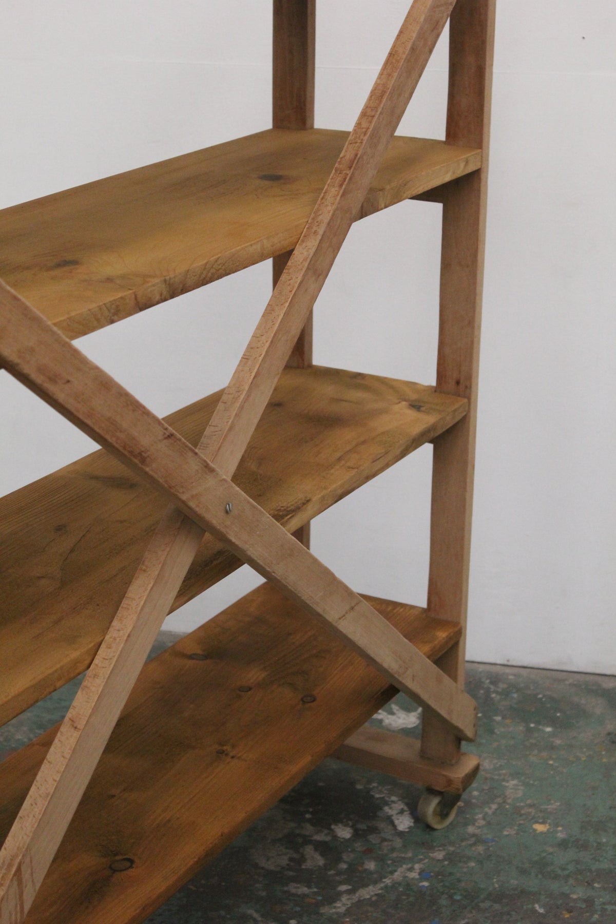 #1314 wooden rack