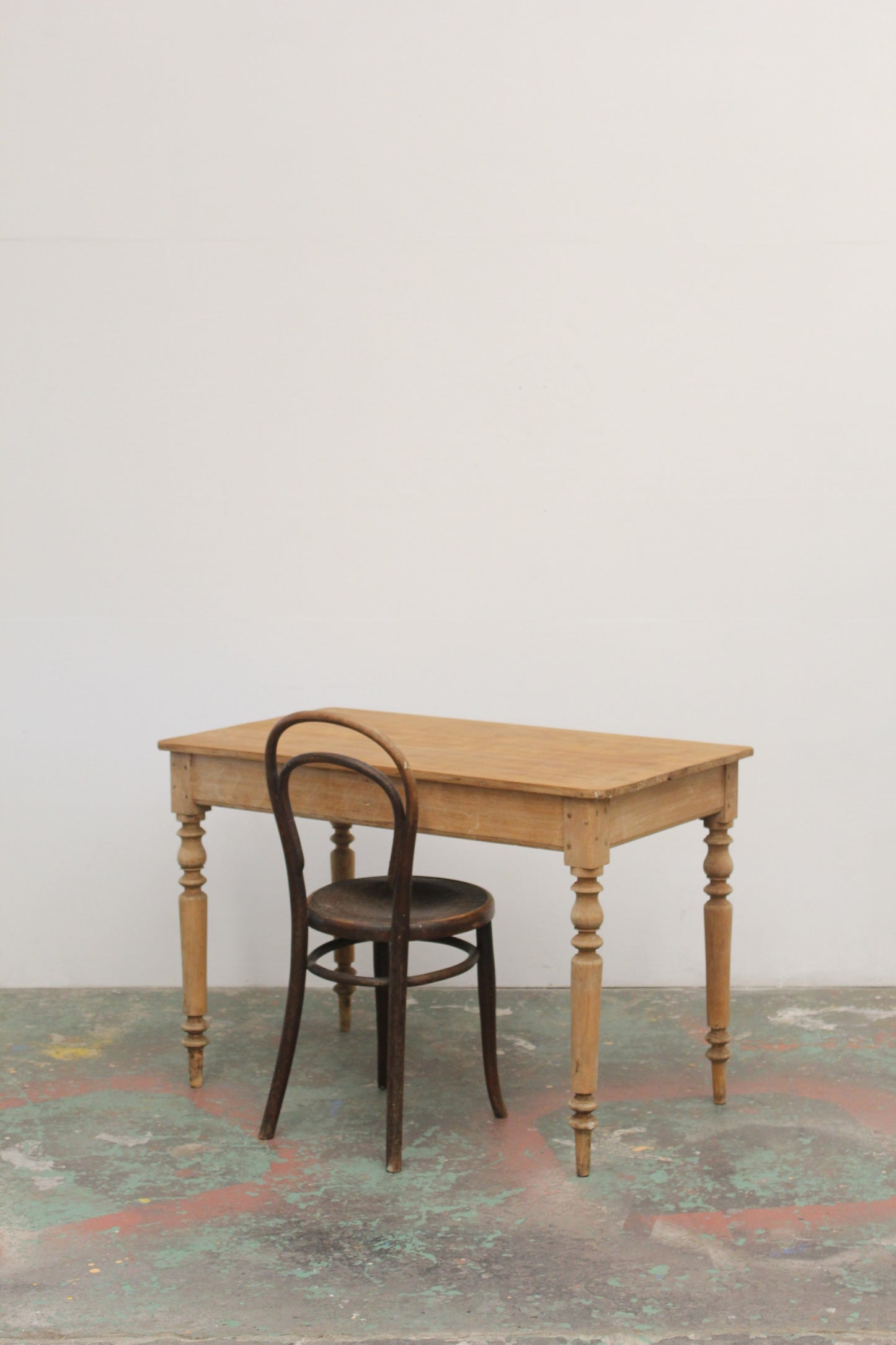 #1124 table
