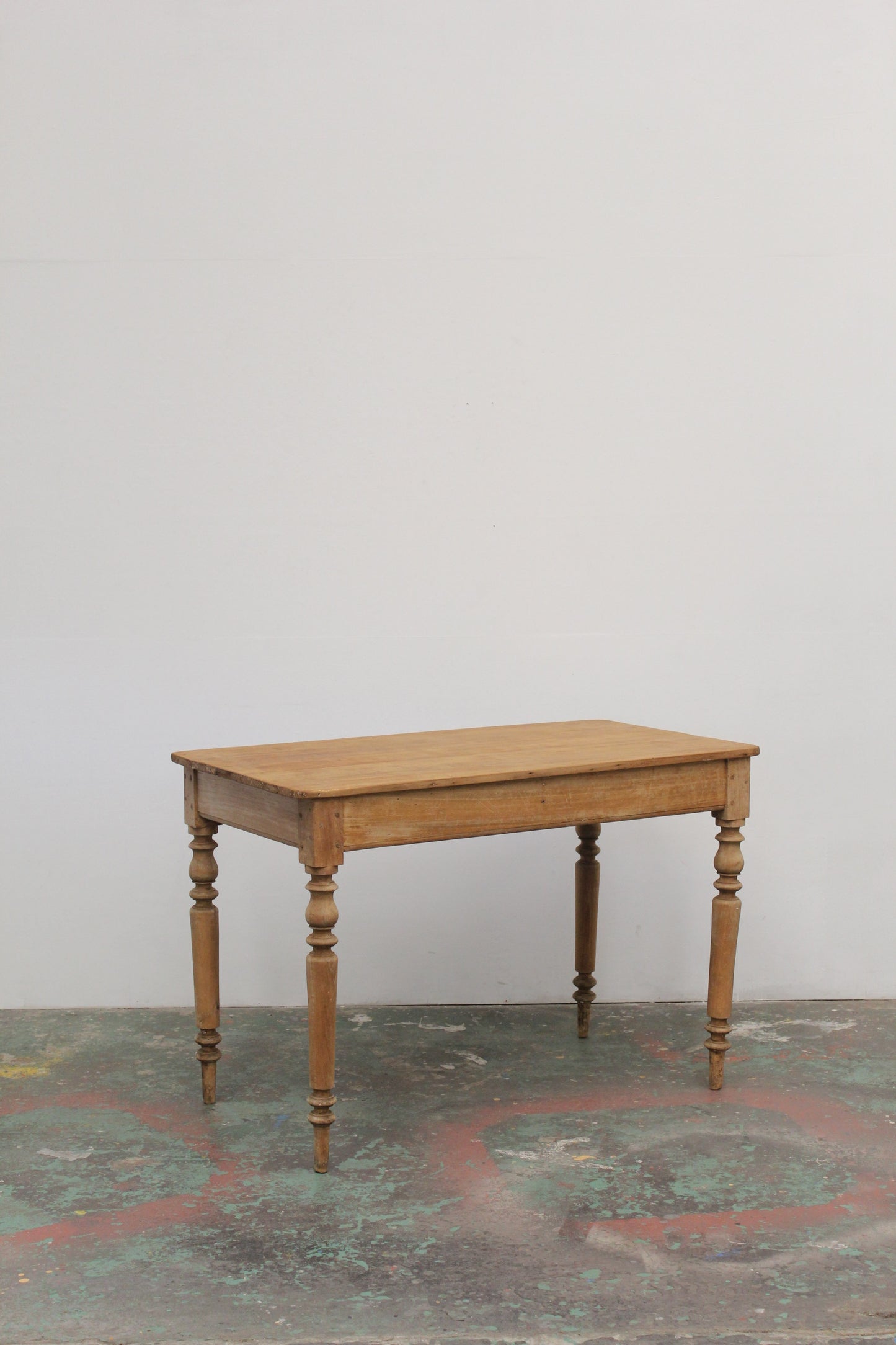 #1124 table