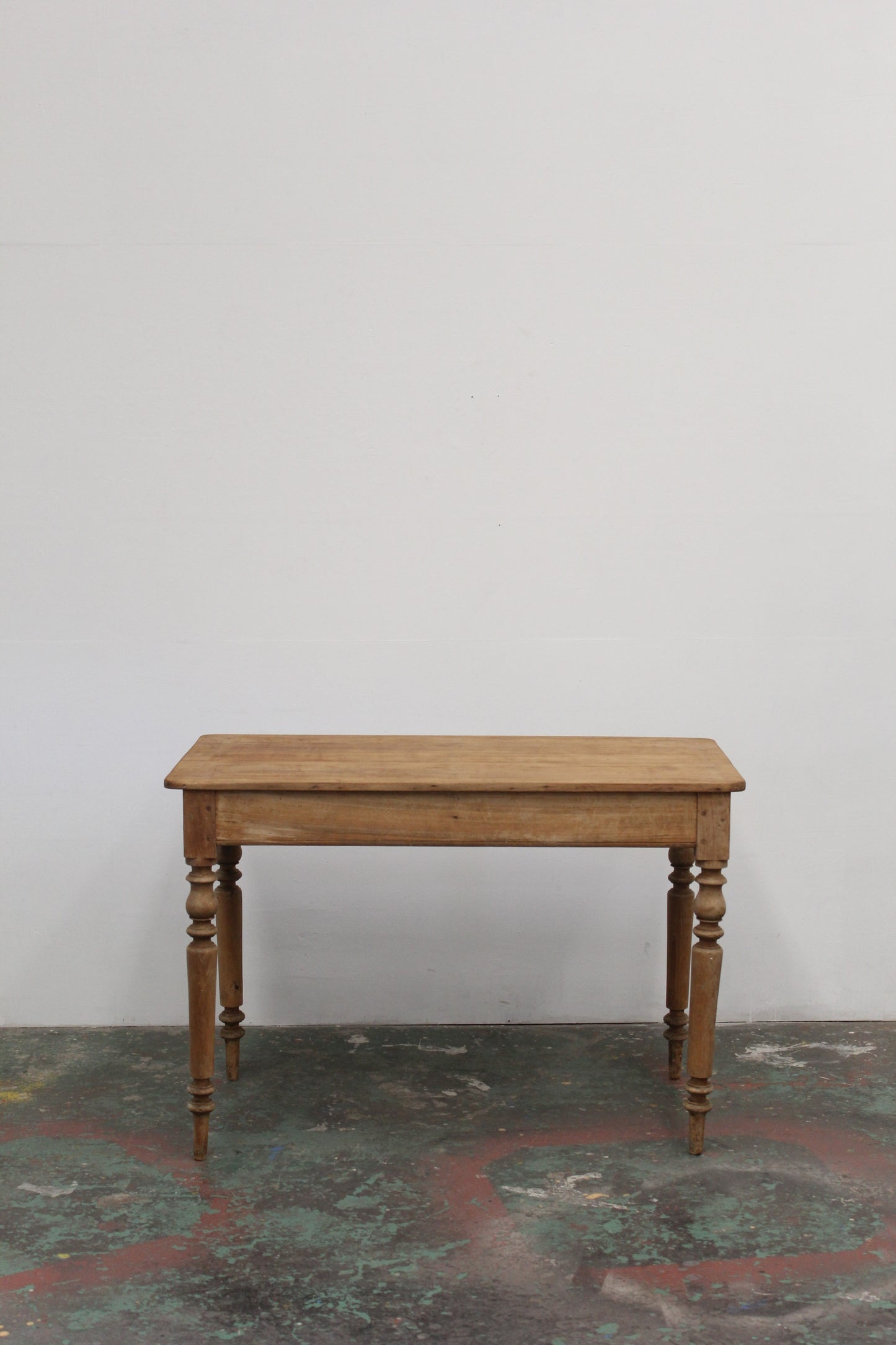 #1124 table