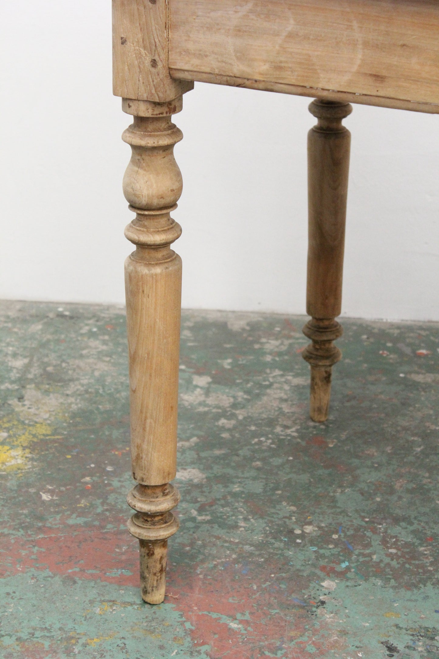 #1124 table