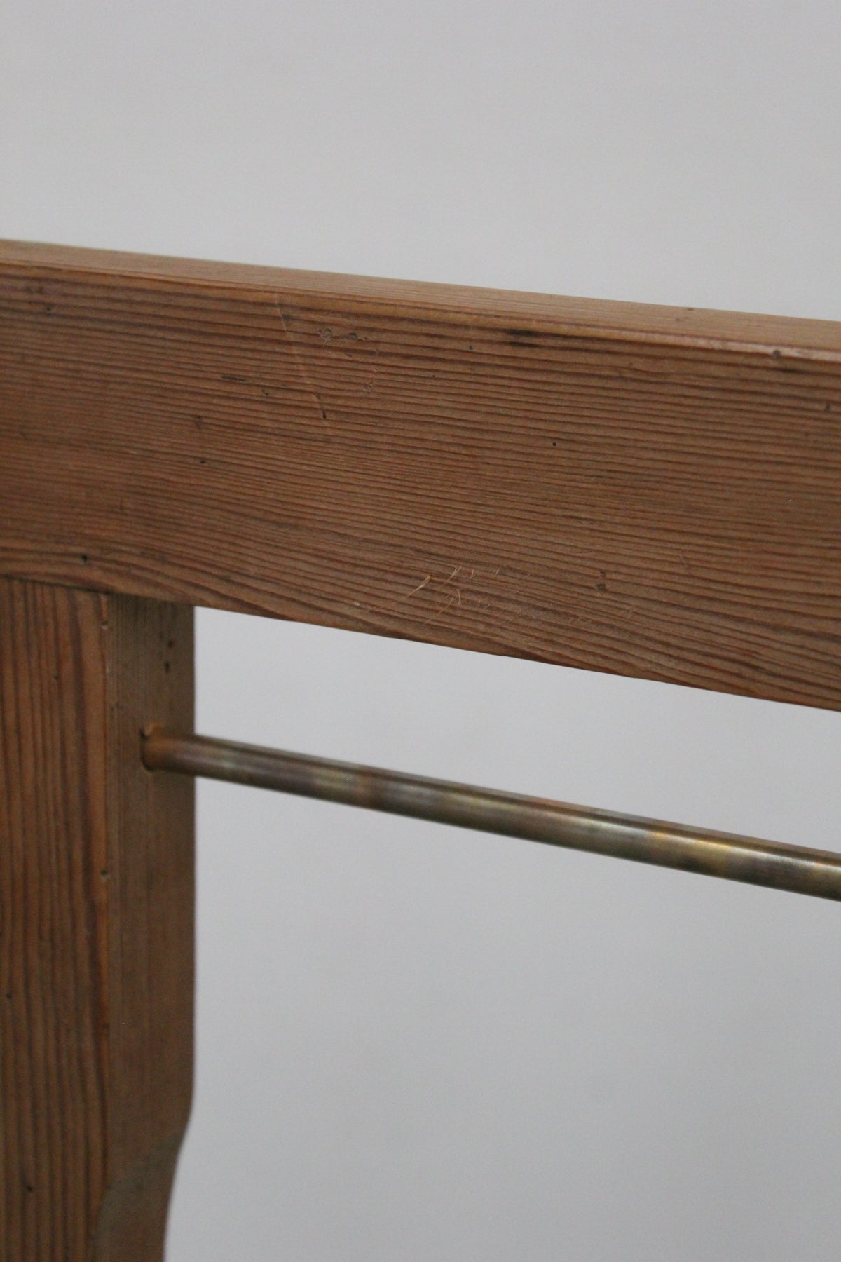 #1023 coat stand