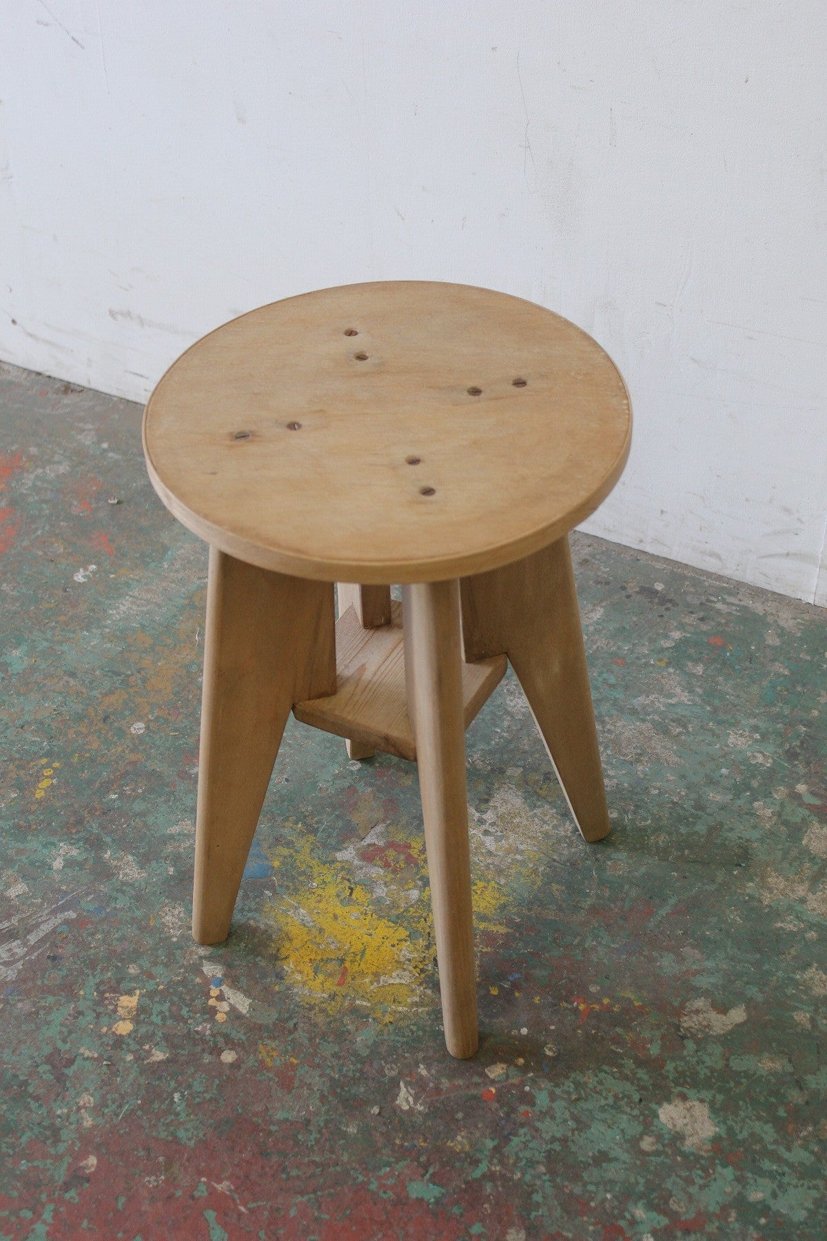#9810 stool