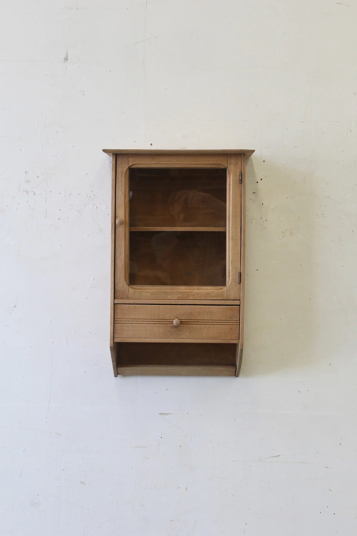 #5265 small cabinet