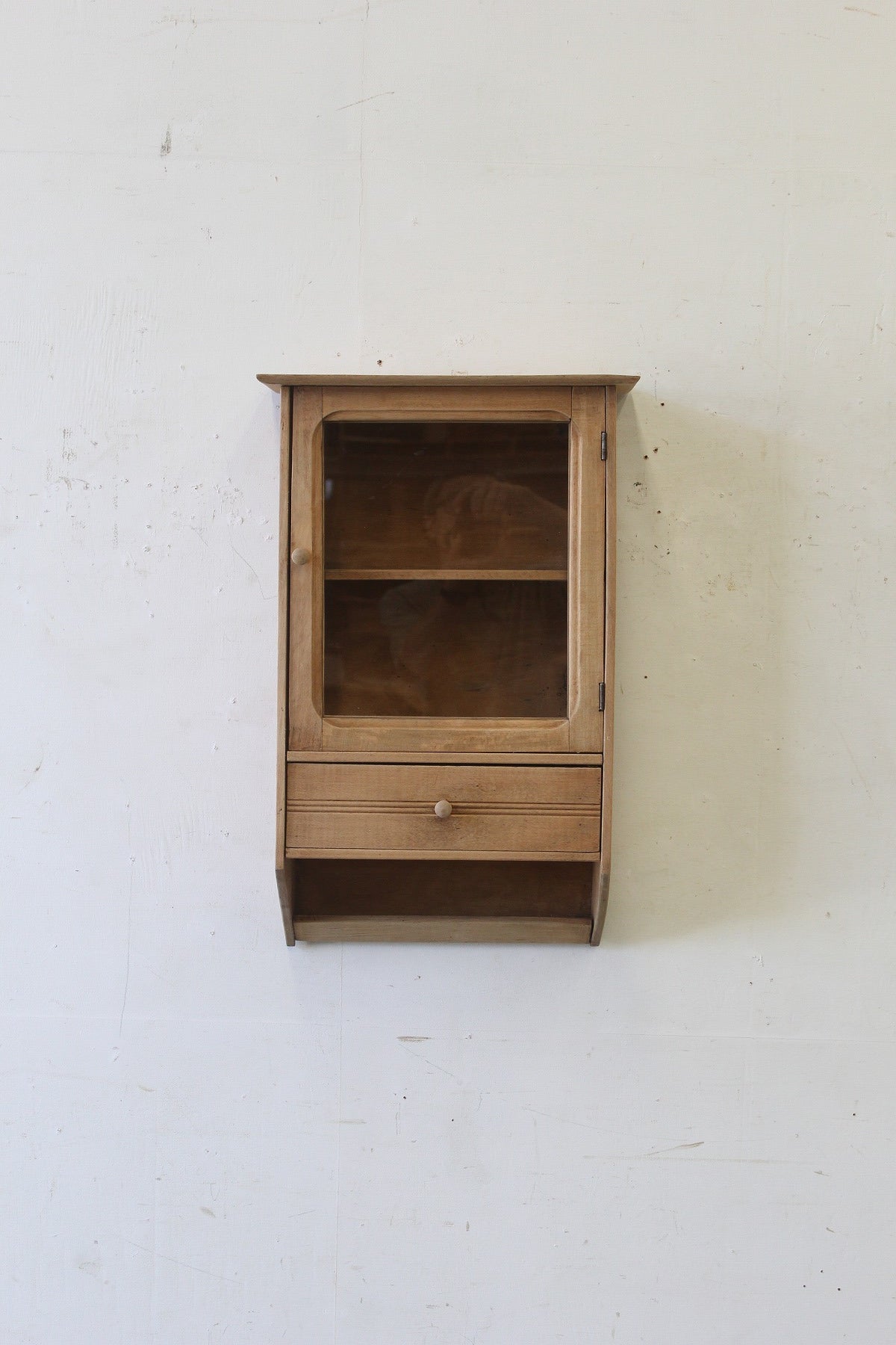 #5265 small cabinet