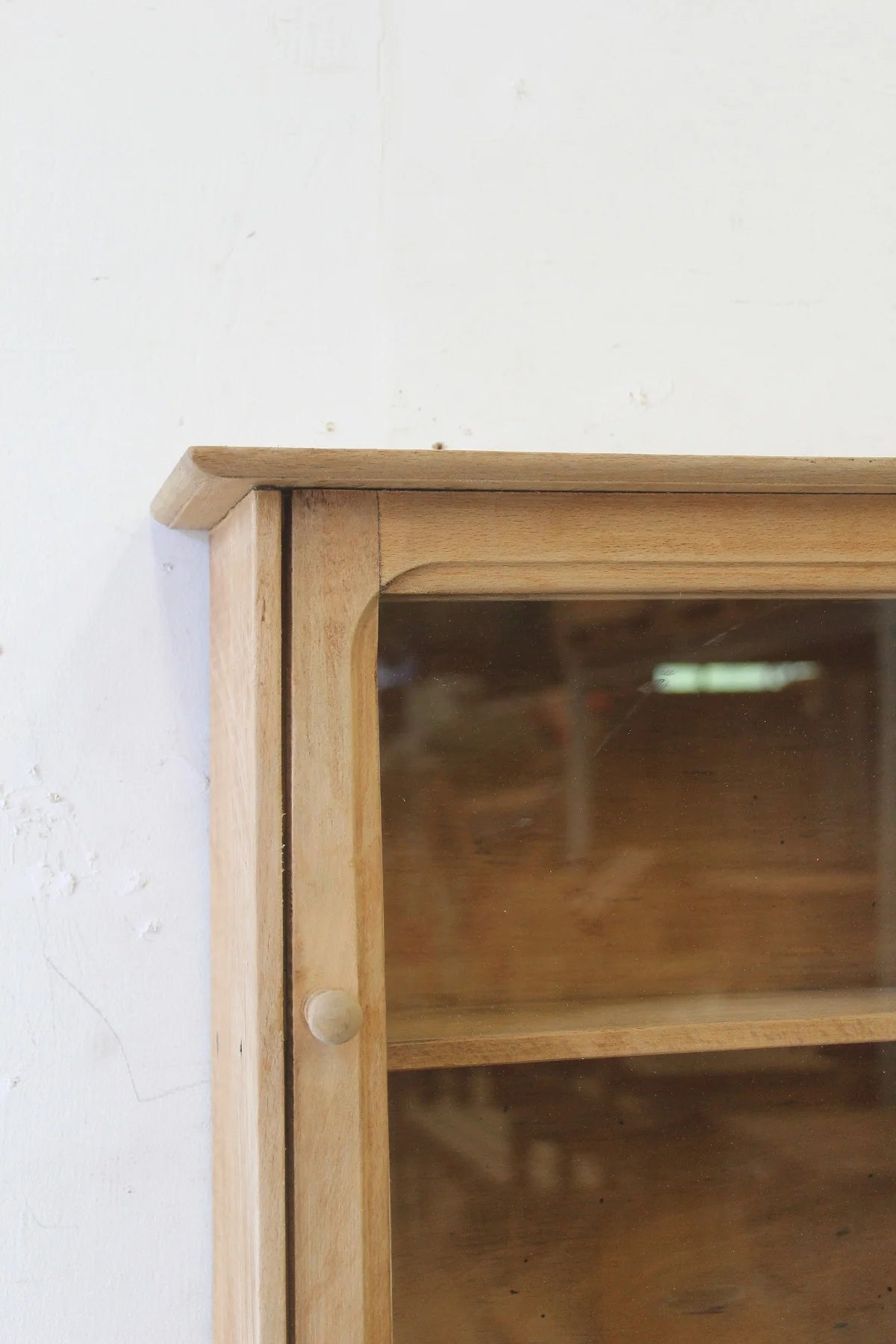 #5265 small cabinet
