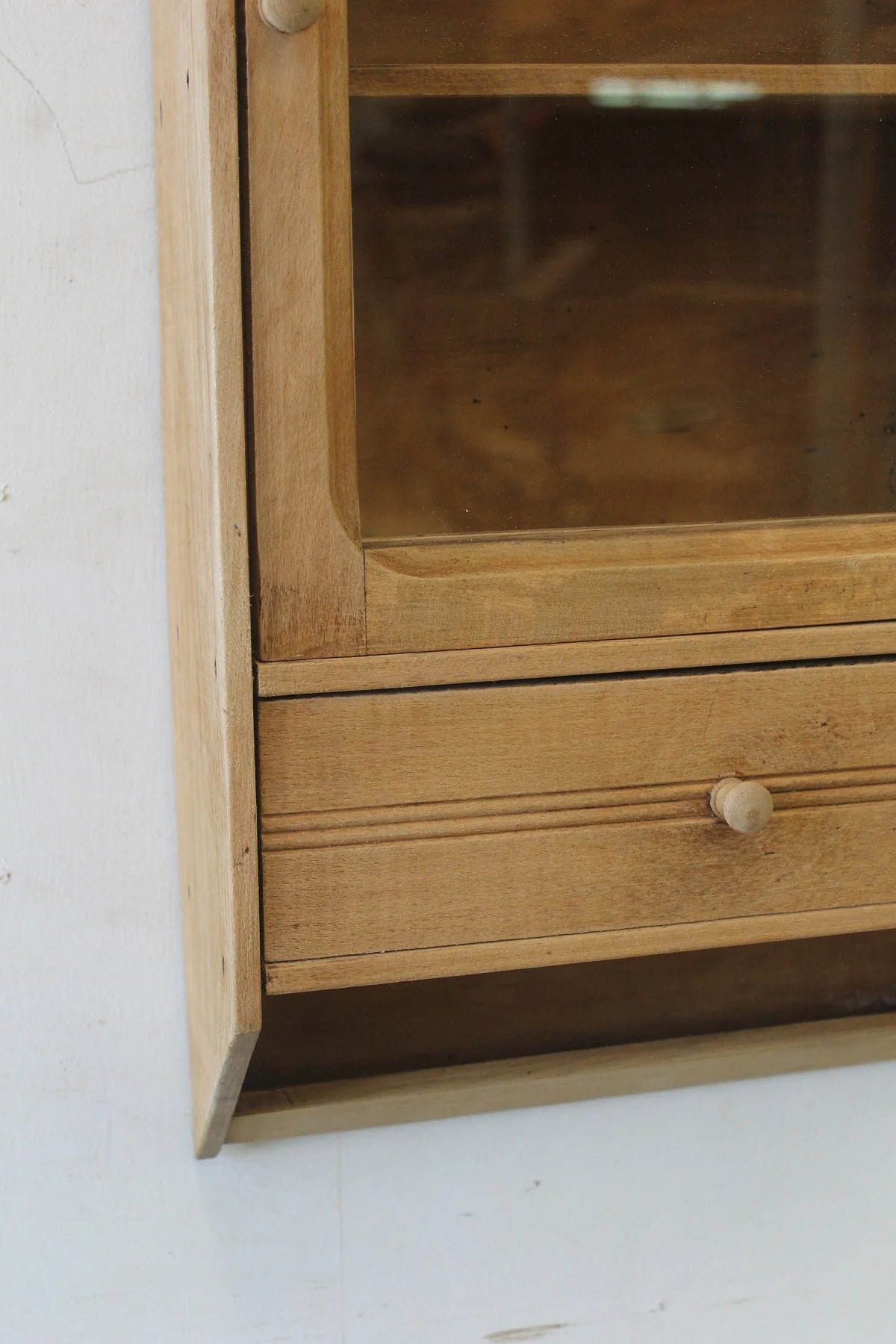 #5265 small cabinet