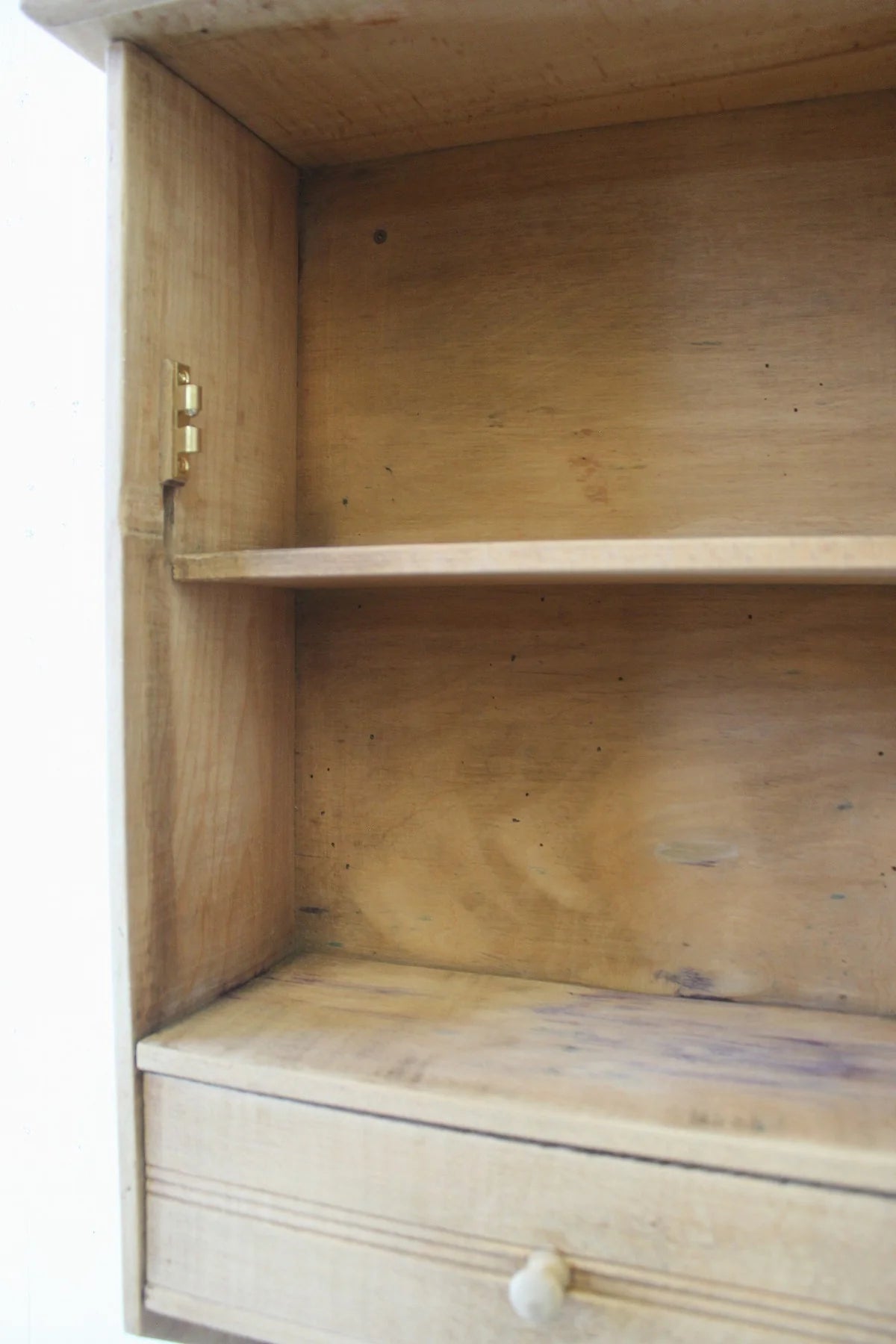 #5265 small cabinet