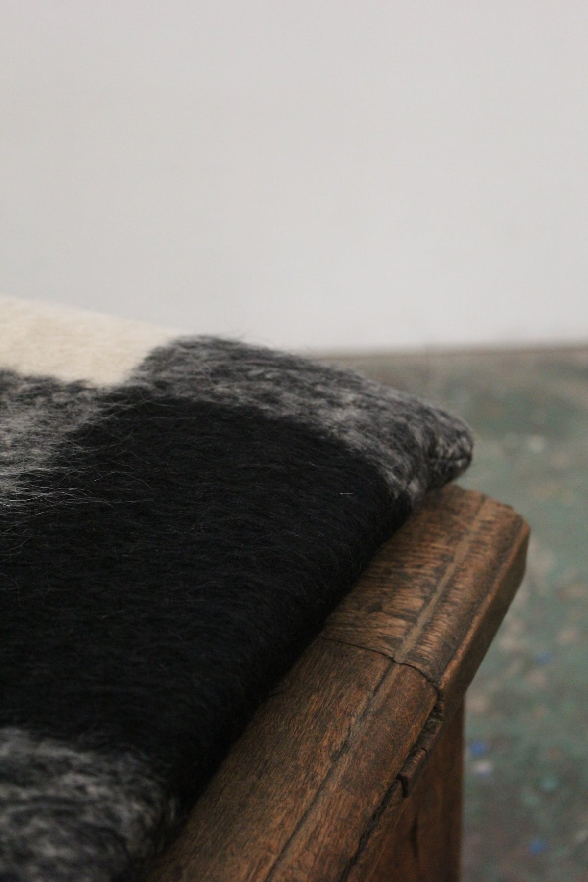 #1145 box bench