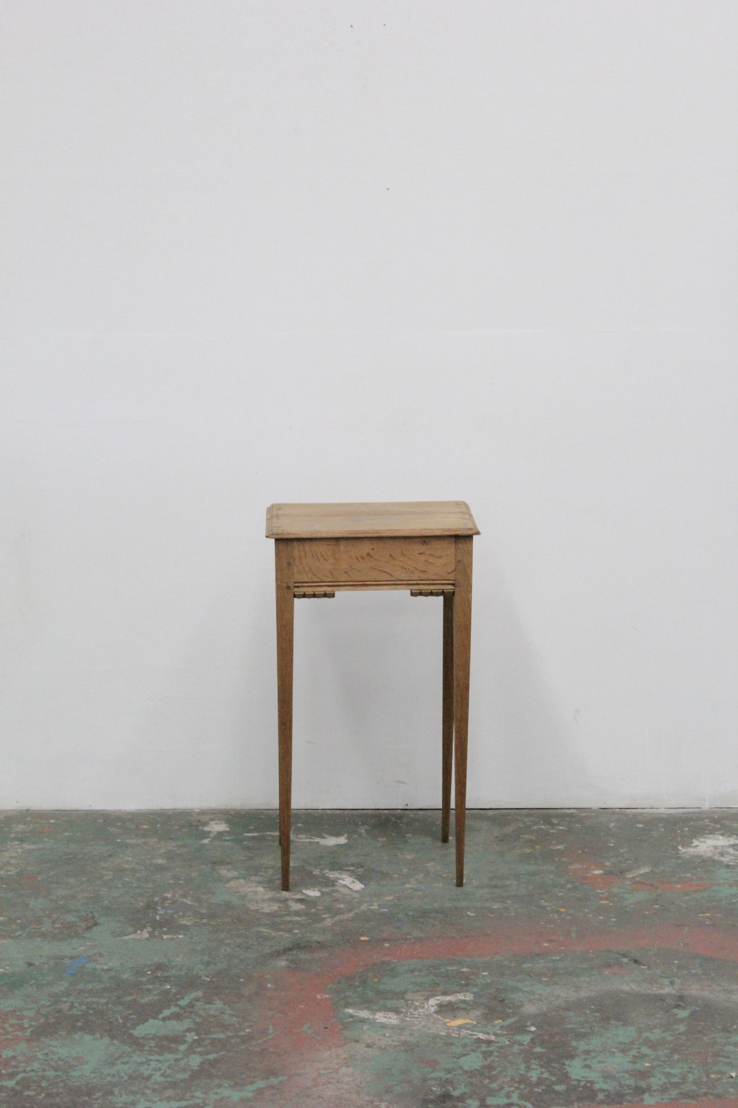 #1153 side table