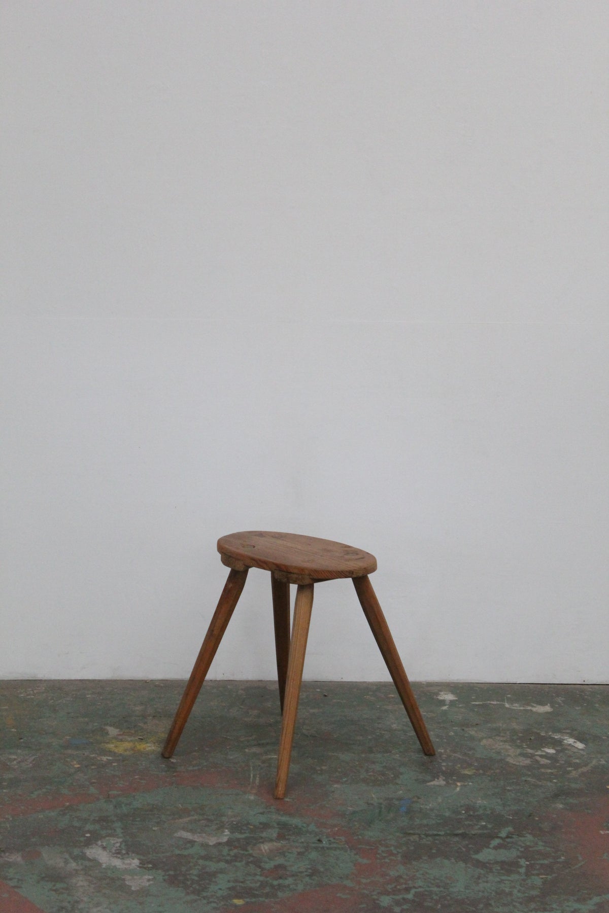 #1627 stool