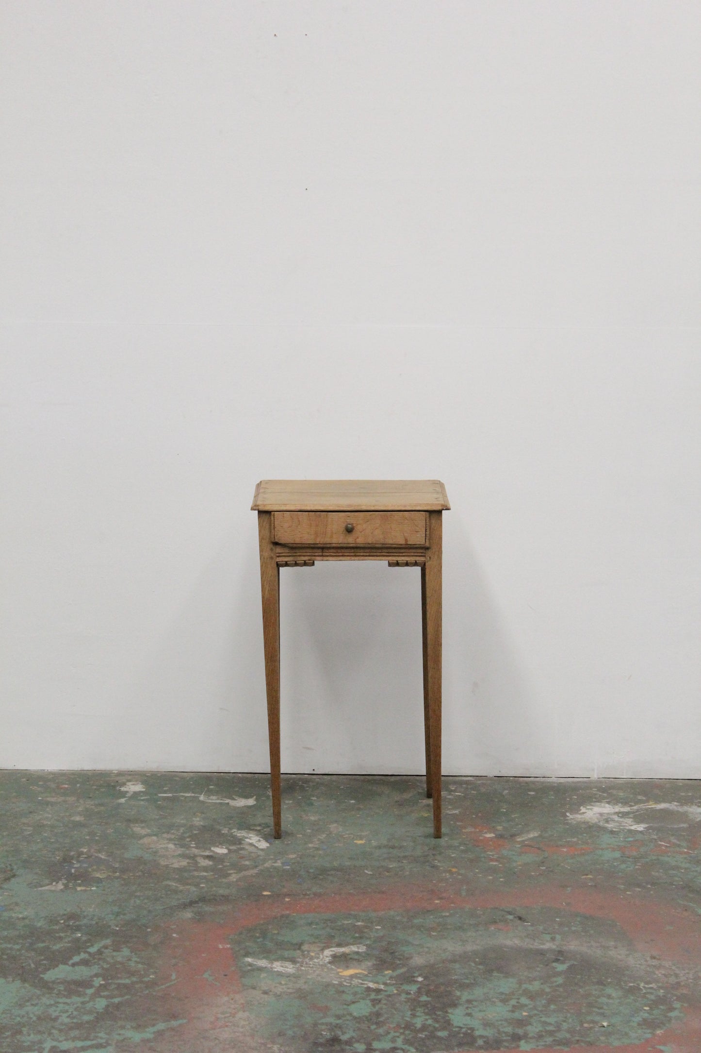 #1153 side table