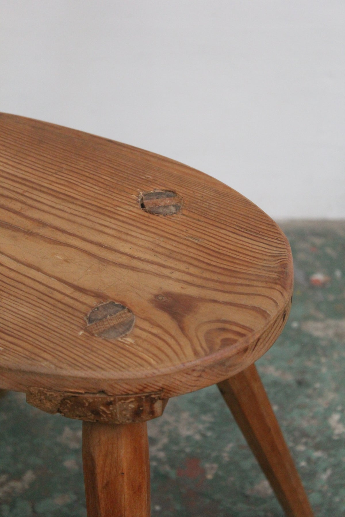 #1627 stool