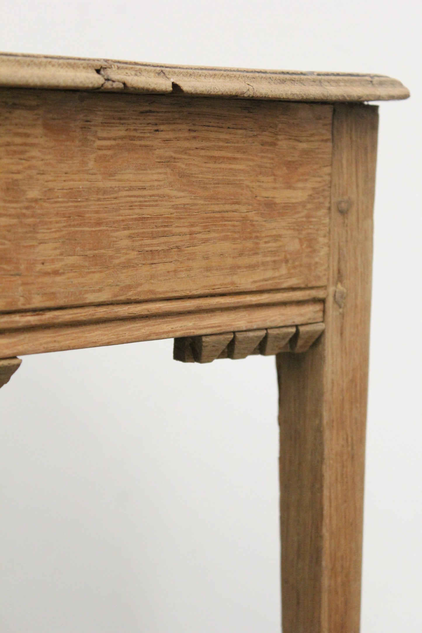 #1153 side table